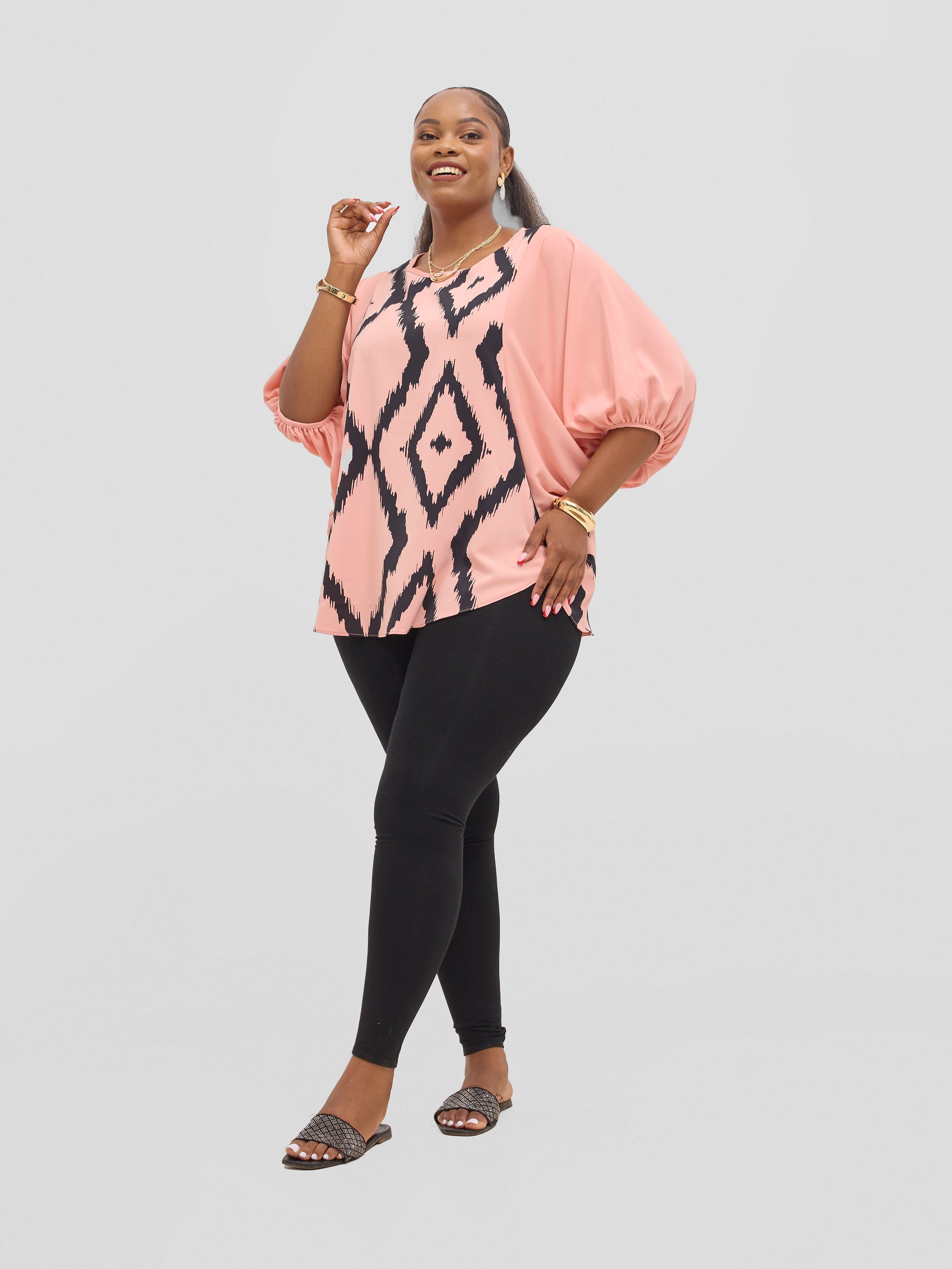 Vivo Seli Wide Top - Peach / Black  Esli Print