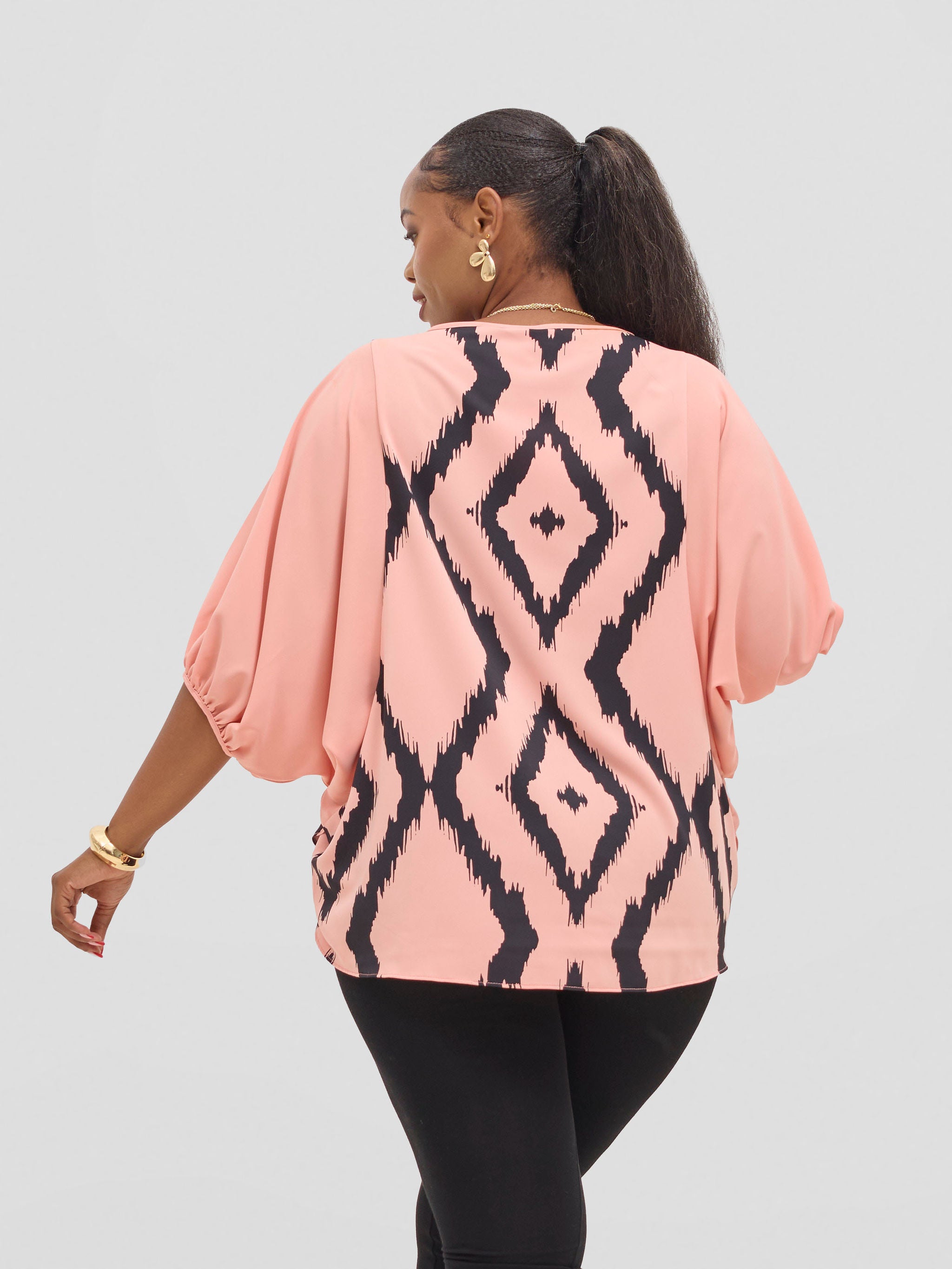 Vivo Seli Wide Top - Peach / Black  Esli Print