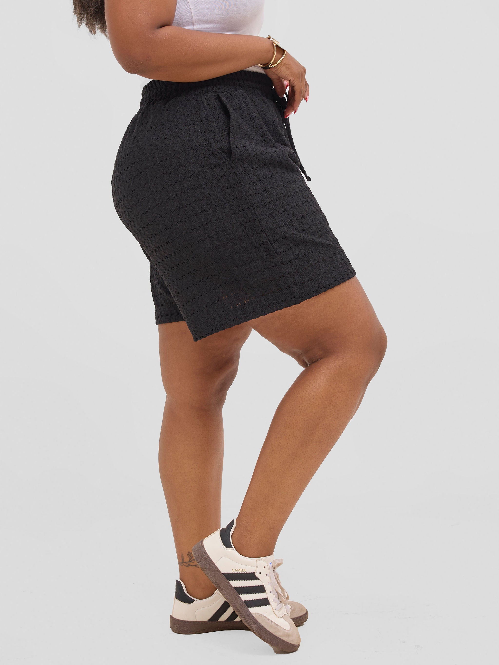 Vivo Seli Shorts - Black