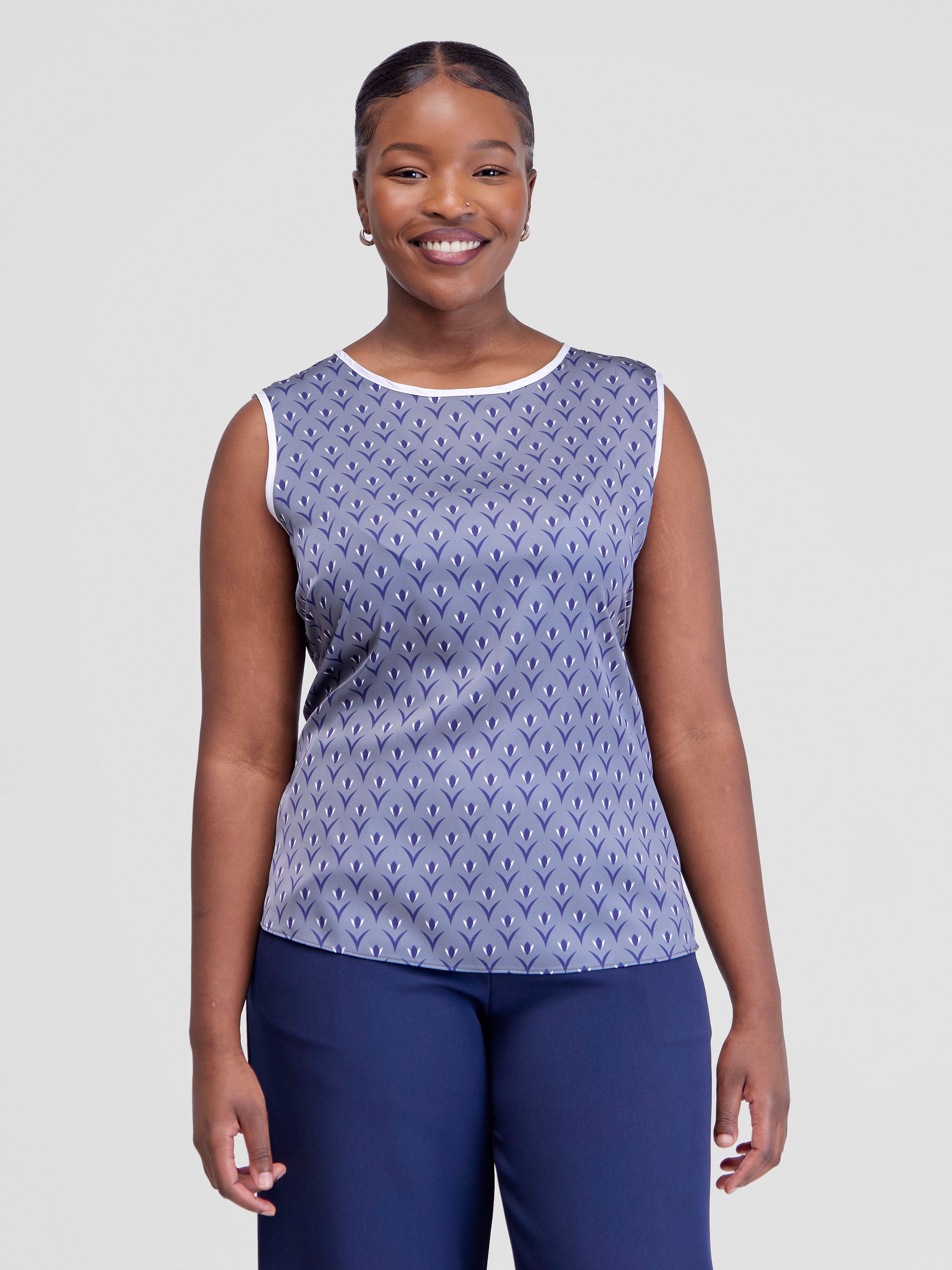 Vivo Vinna Belted Top - Grey / Navy Nina Print