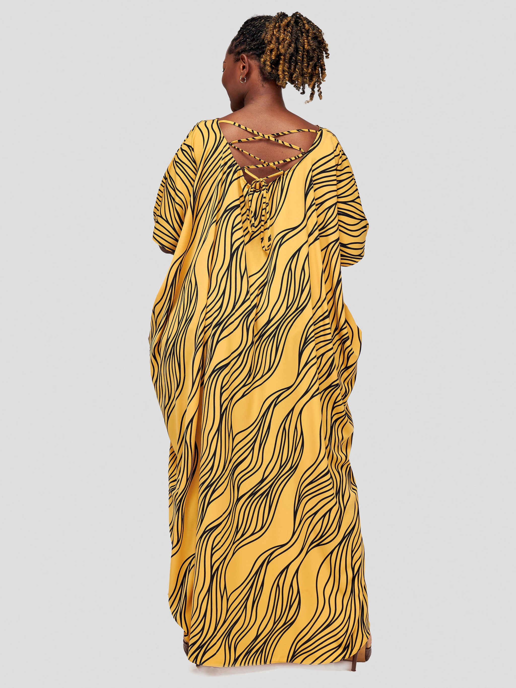 Vivo Asika Low Back Kaftan - Mustard / Black Spiral Print