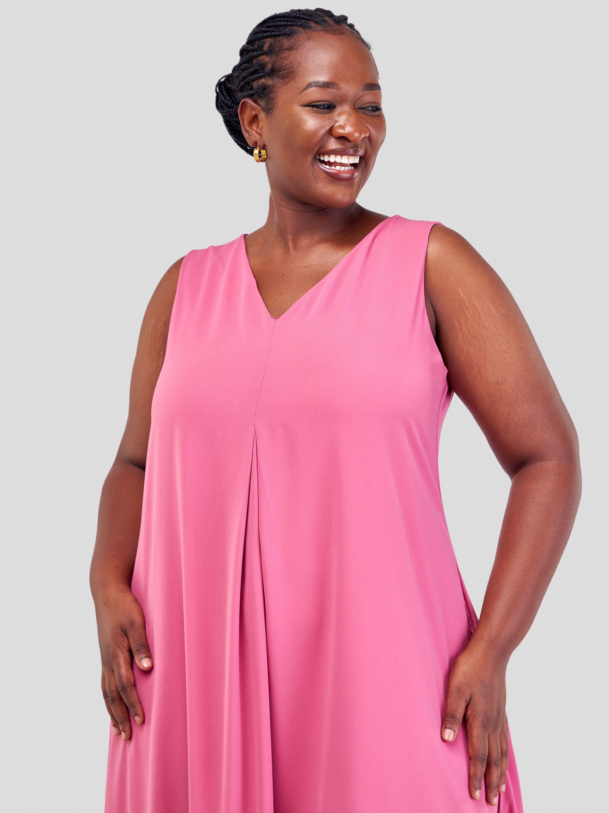 Vivo Ava Front Pleat Maxi Dress - Pink