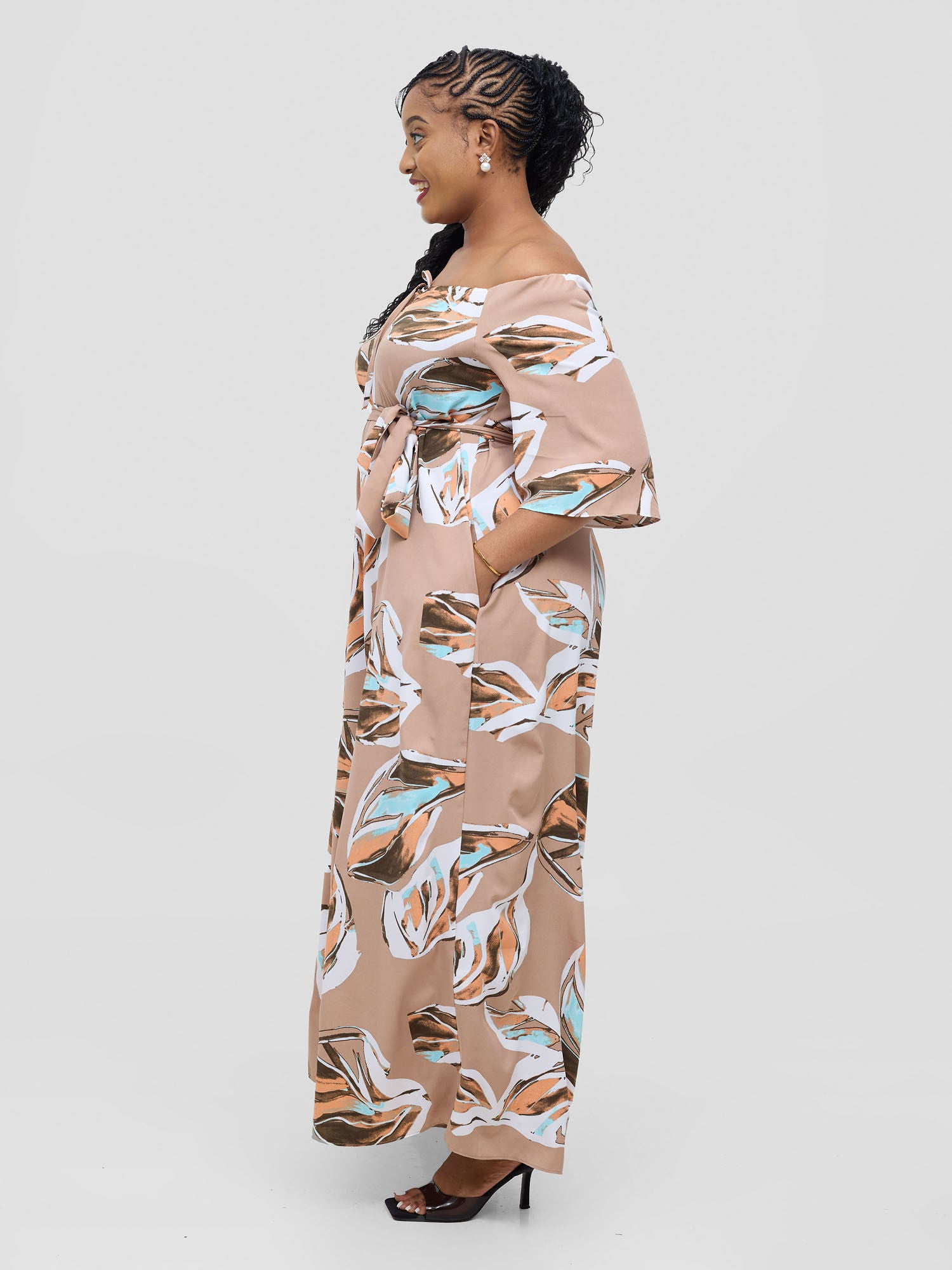 Vivo Zahari 3/4 Sleeve Off-Shoulder Jumpsuit - Taupe Ari Print