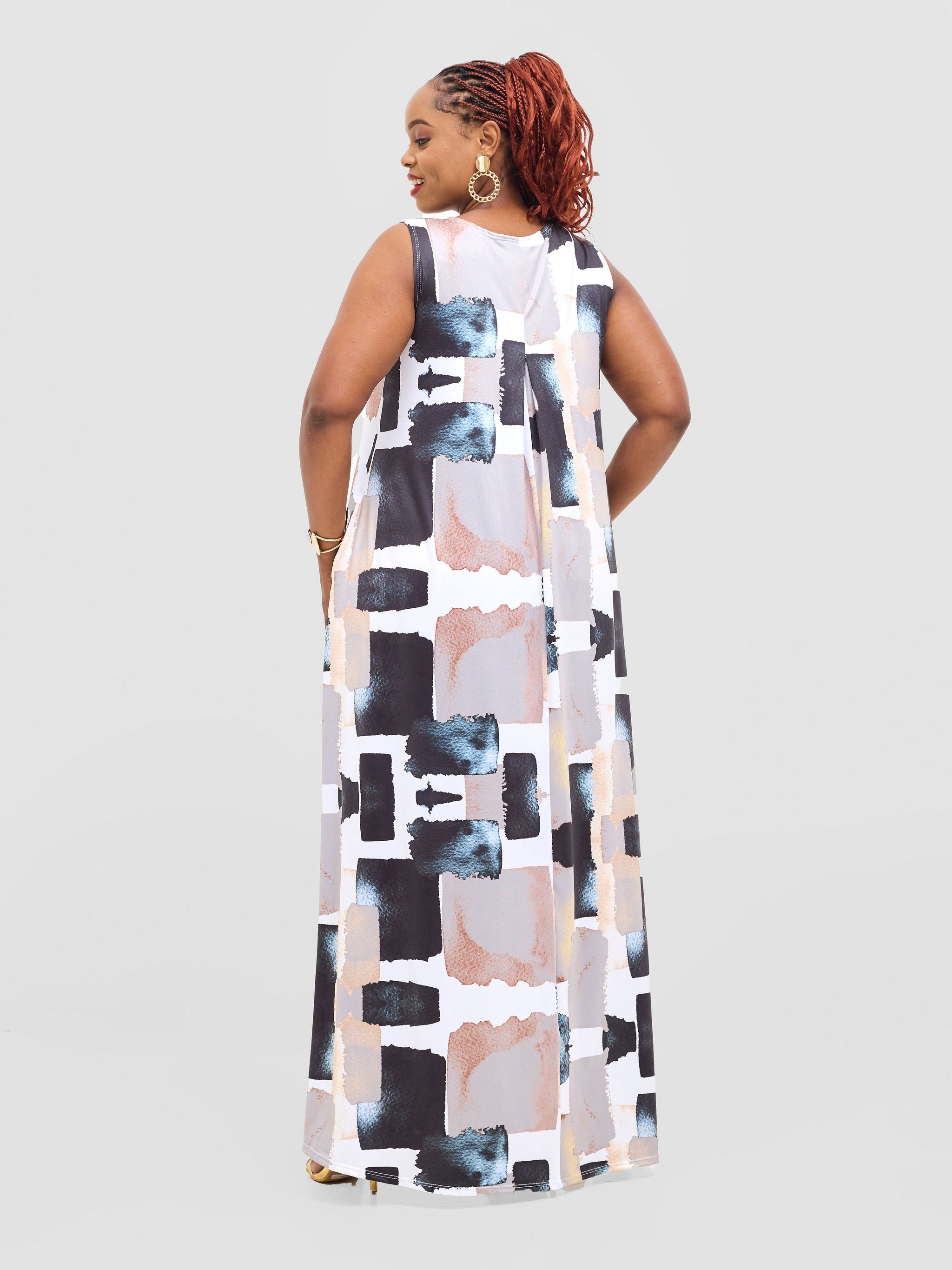 Vivo Lumi Back Pleat Maxi Dress - Taupe / Black Wenzi Print