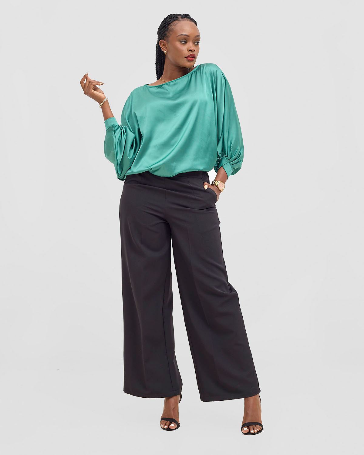 Vivo Sawari Crossed Cuff Batwing Top - Dusty Green