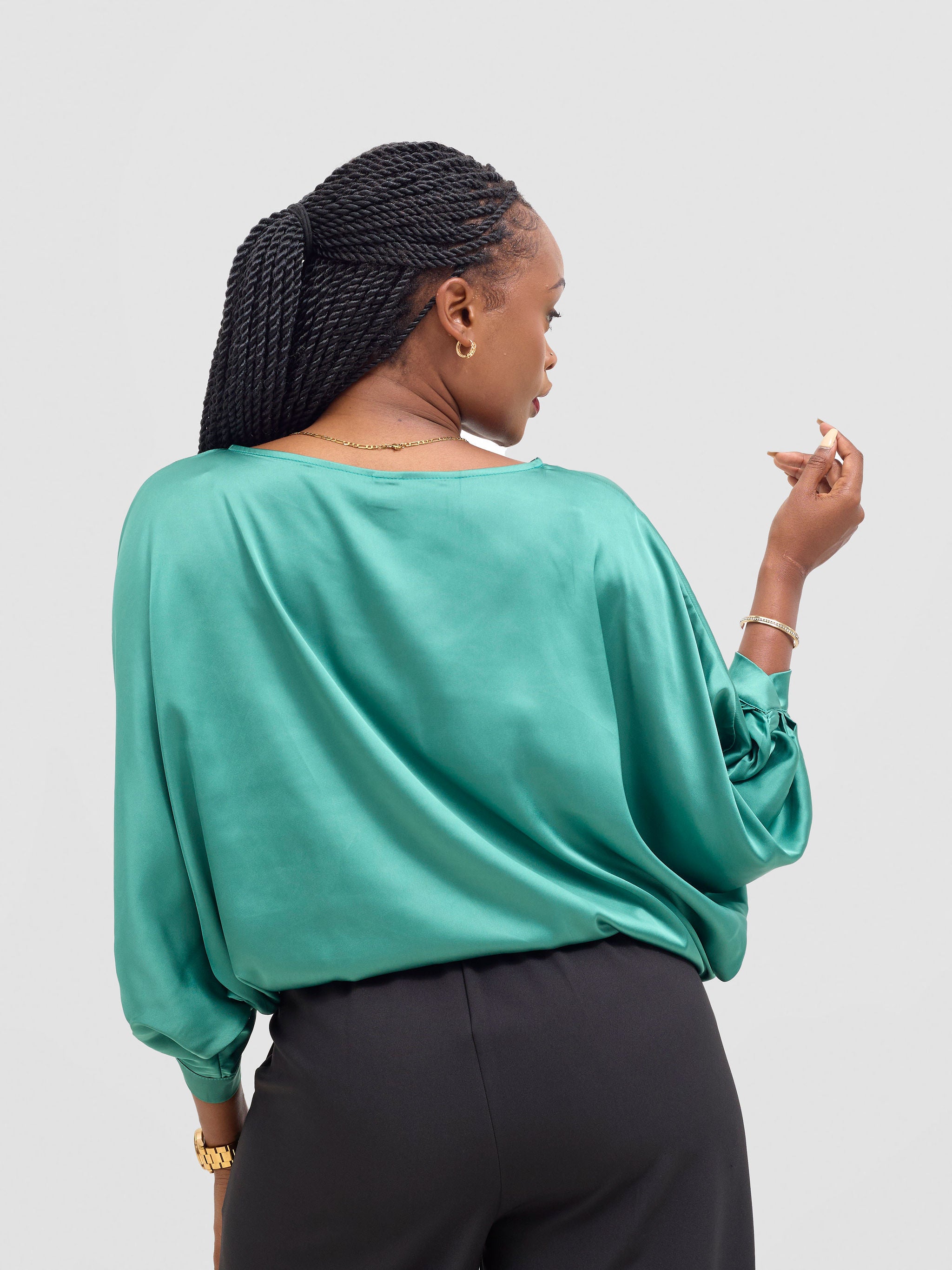 Vivo Sawari Crossed Cuff Batwing Top - Dusty Green