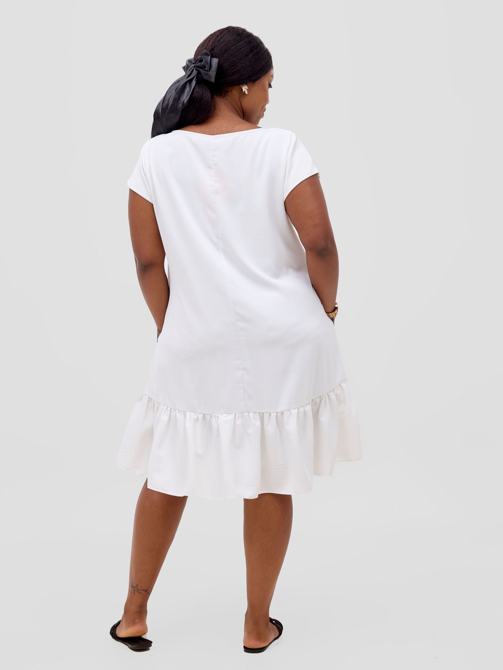 Vivo Dalia Cap Sleeve Gathered Tent Dress - Off White