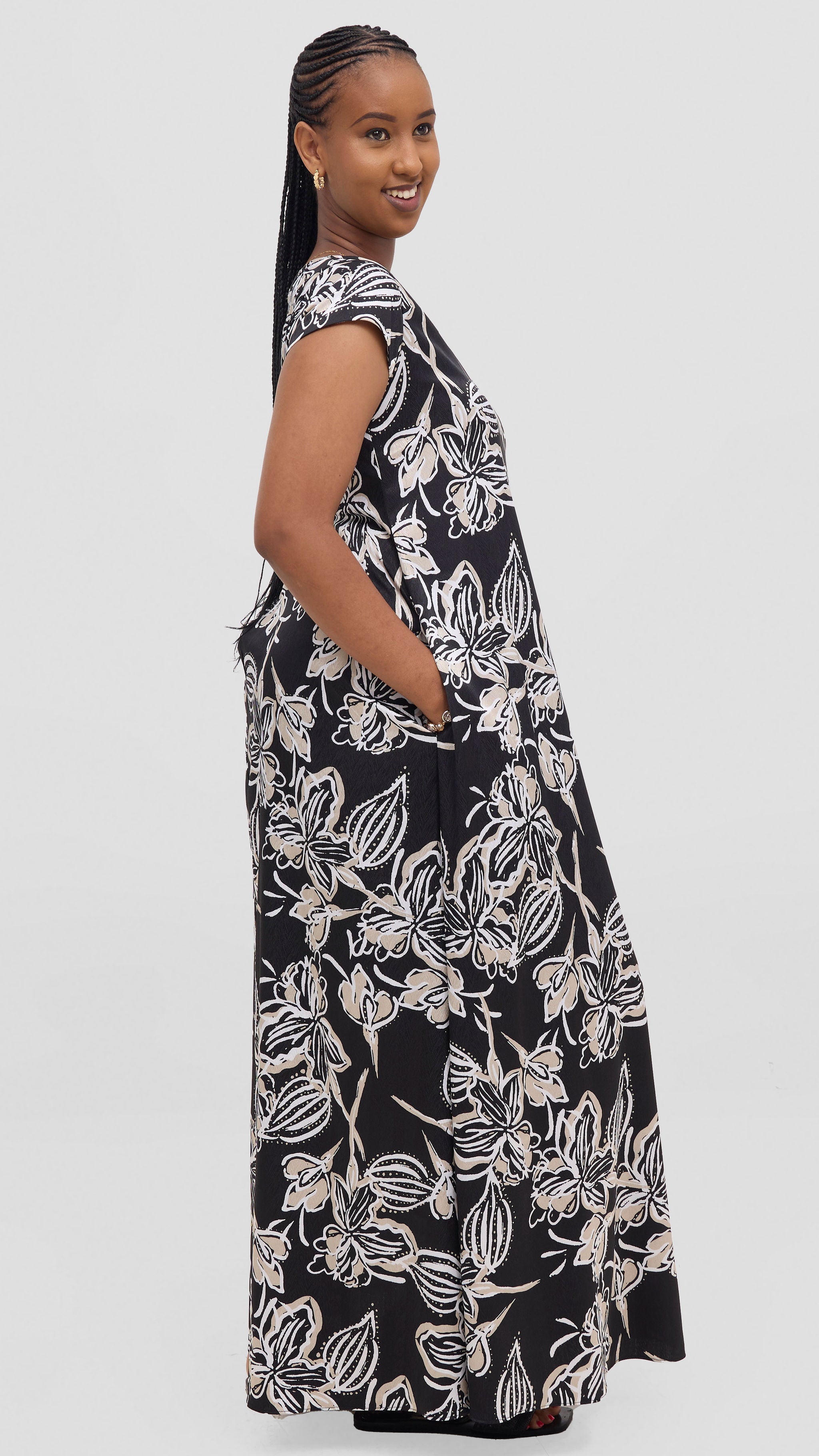 Vivo Sierra Maxi Chiffon Dress - Black / Beige Print