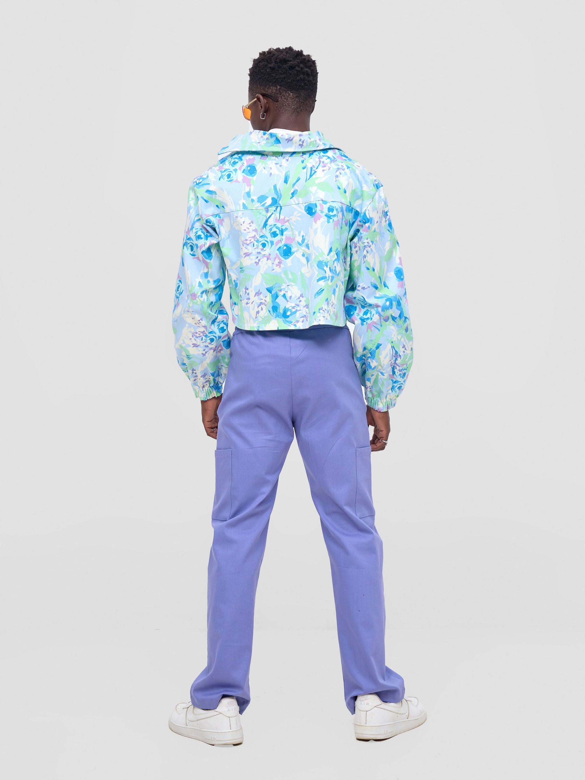 Zoya Nia  Long Sleeved Crop Shacket - Blue / White Floral Print