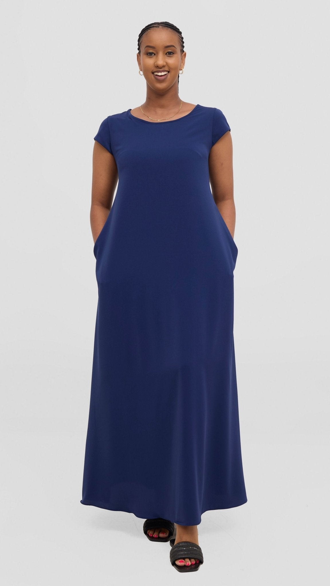 Vivo Basic Round Neck Maxi Dress - Navy - Shopzetu