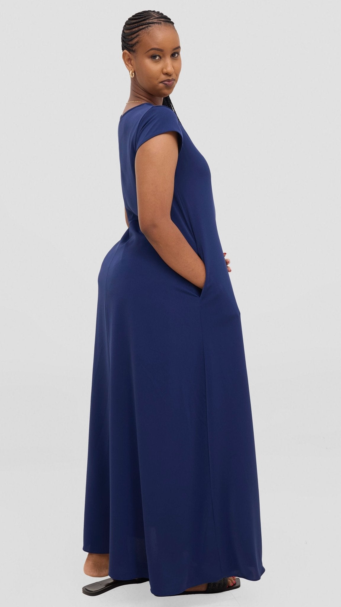 Vivo Basic Round Neck Maxi Dress - Navy - Shopzetu