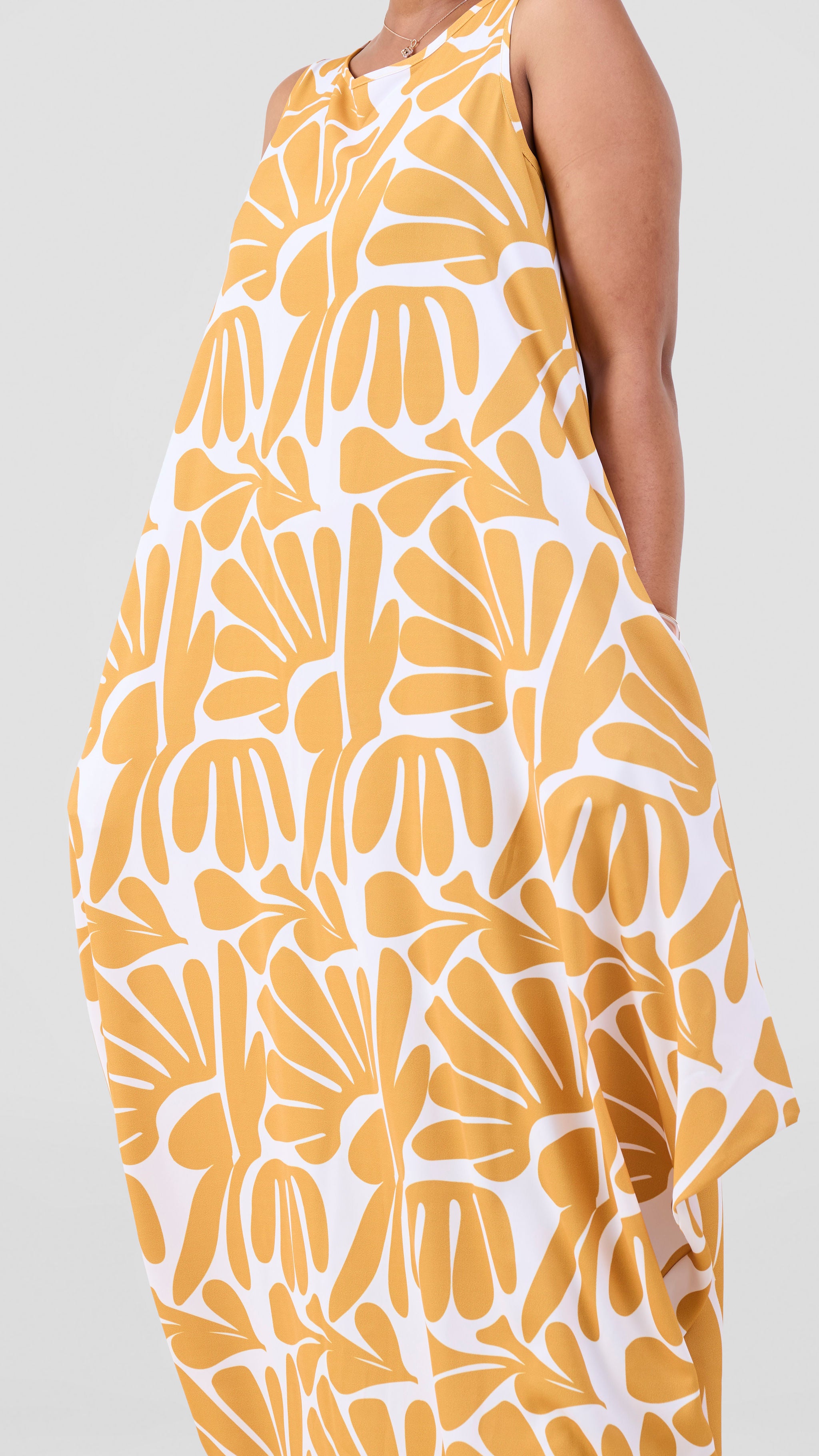 Vivo Seli Maxi Dress - Off White / Mustard Amari Print