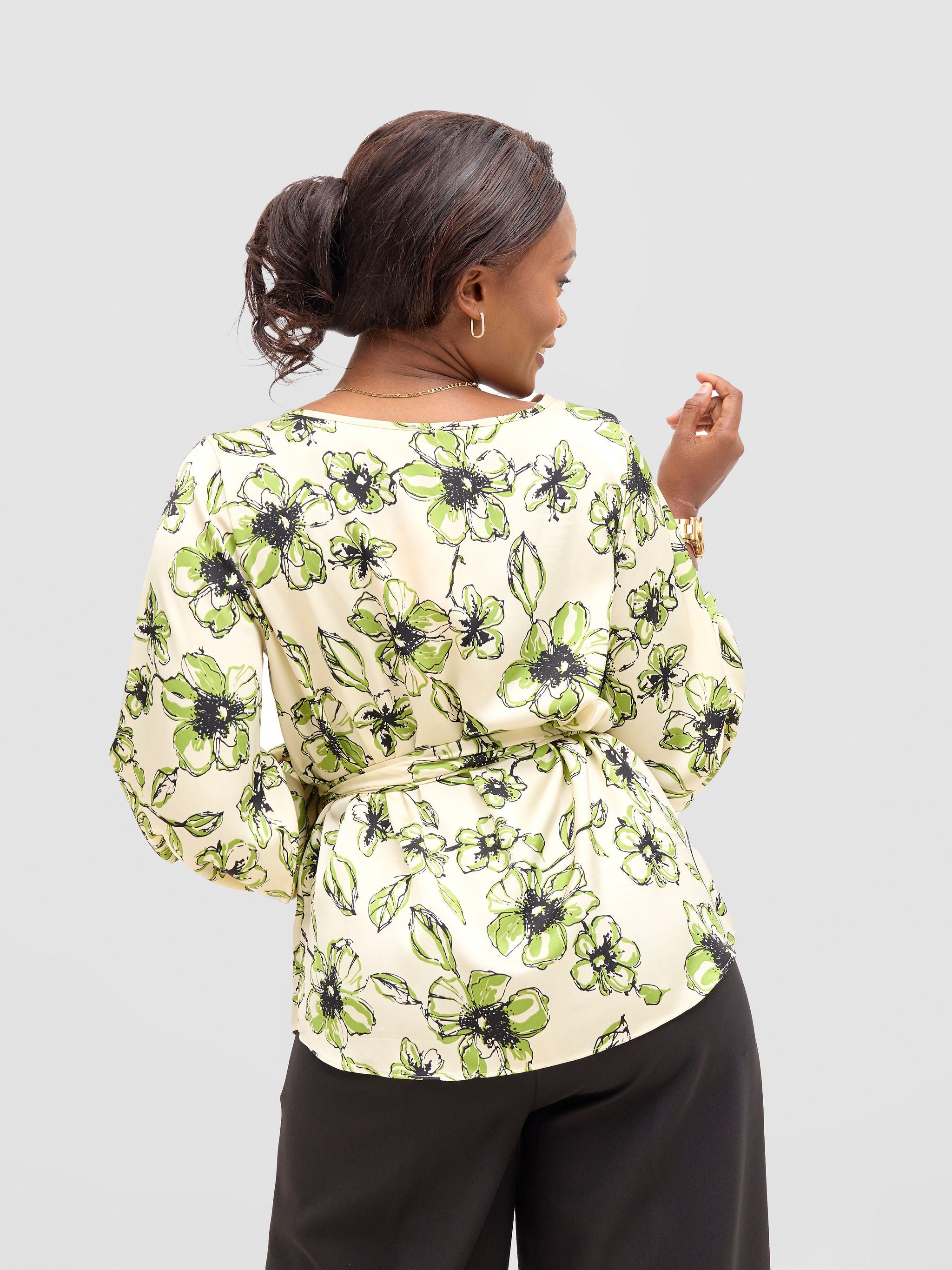 Vivo Basic Satin Bishop Sleeved Top - Beige / Green Bai Print