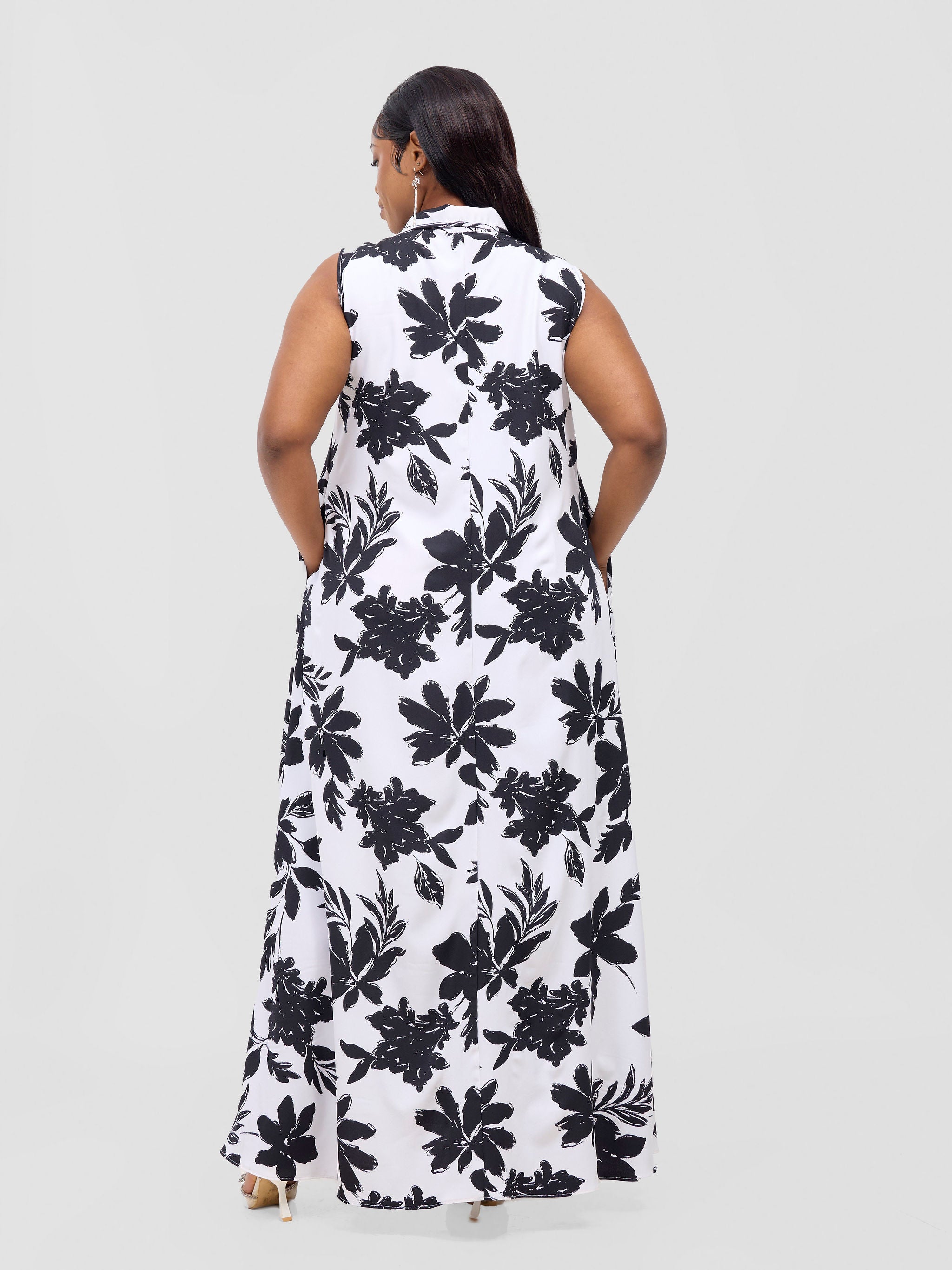 Vivo Asha Sleeveless Maxi Dress - White Peli Print