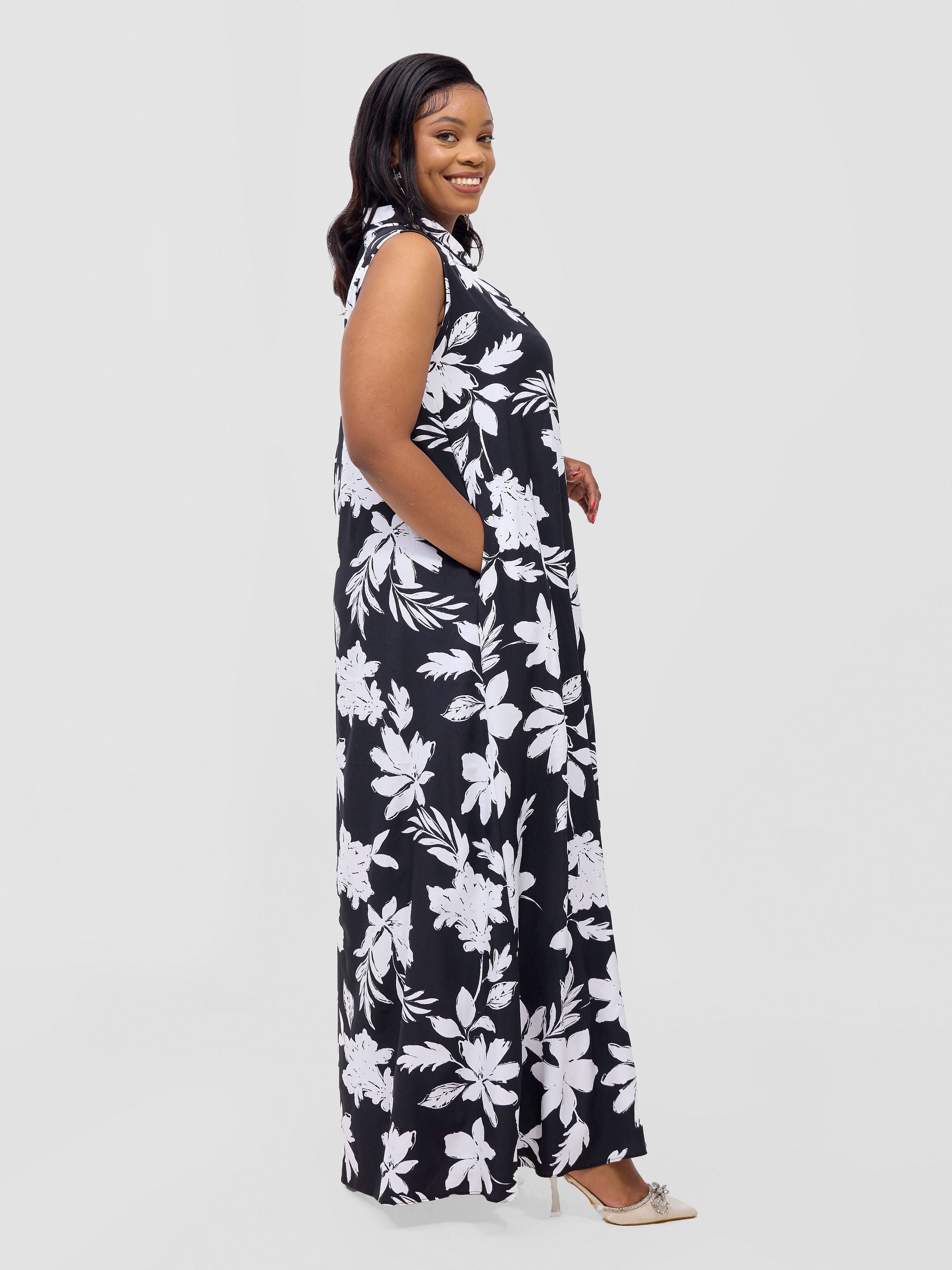 Vivo Asha Sleeveless Maxi Dress - Black Peli Print