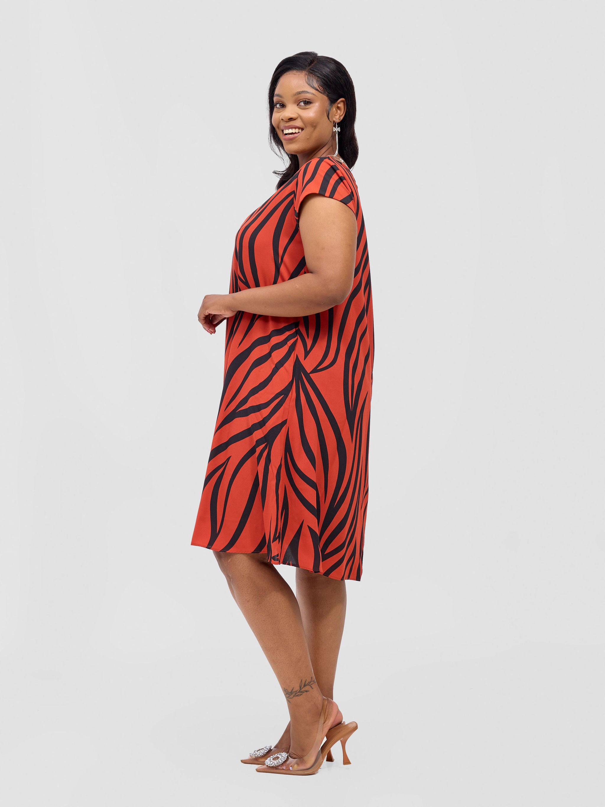 Vivo Sierra Cap Sleeve Tent Chiffon Dress - Rust / Black Ameli Print