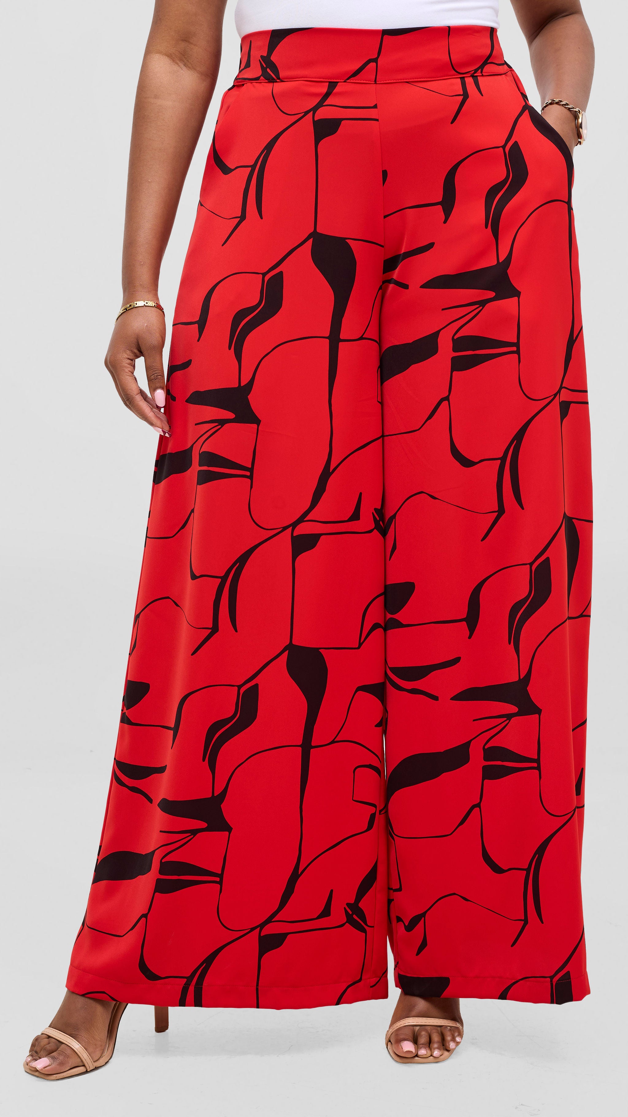Vivo Liora Wide Leg Pants in Crepe - Red / Black Ziza Print