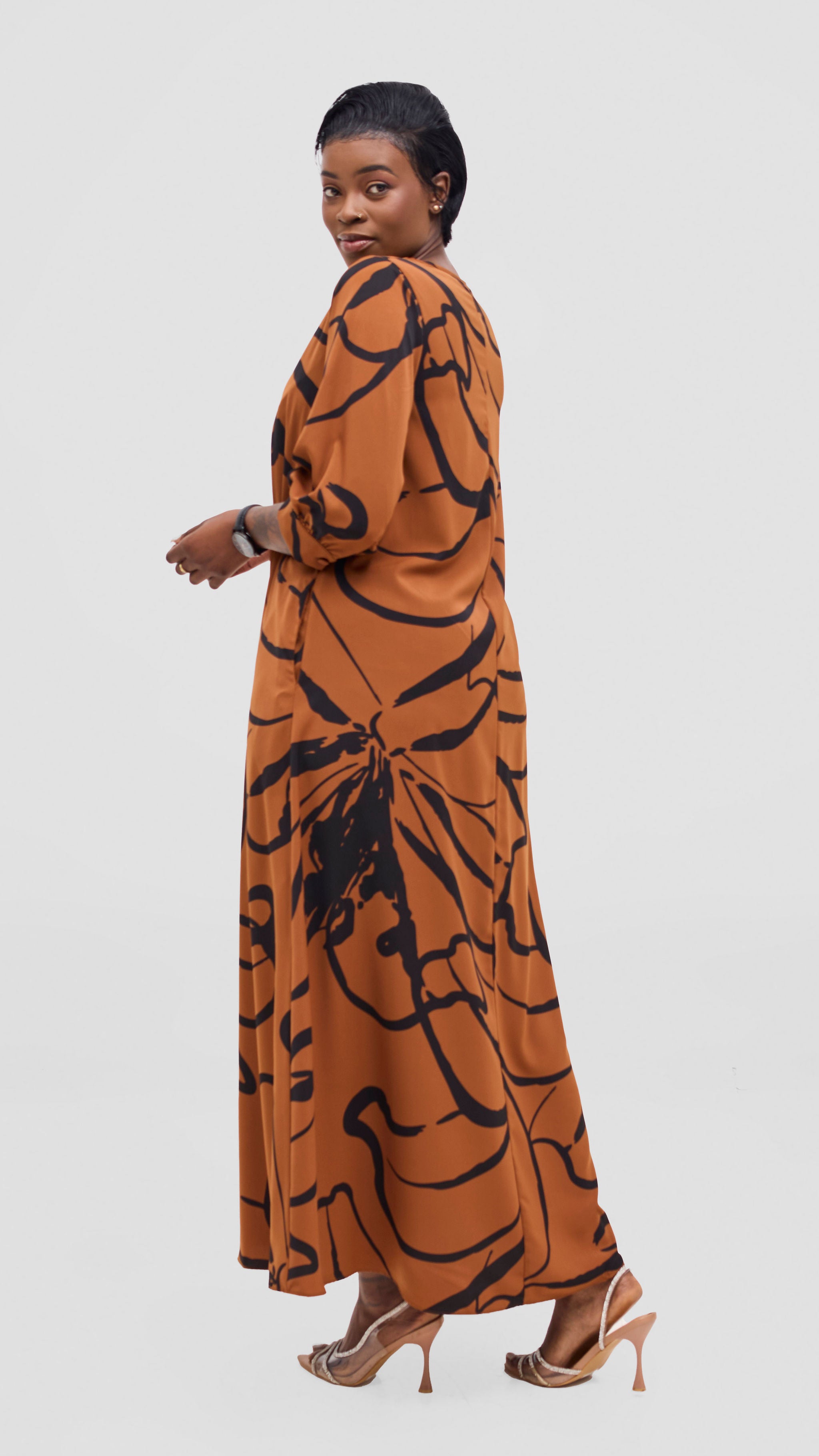 Vivo Hadiya Maxi Dress - Brown / Black Luwe Print