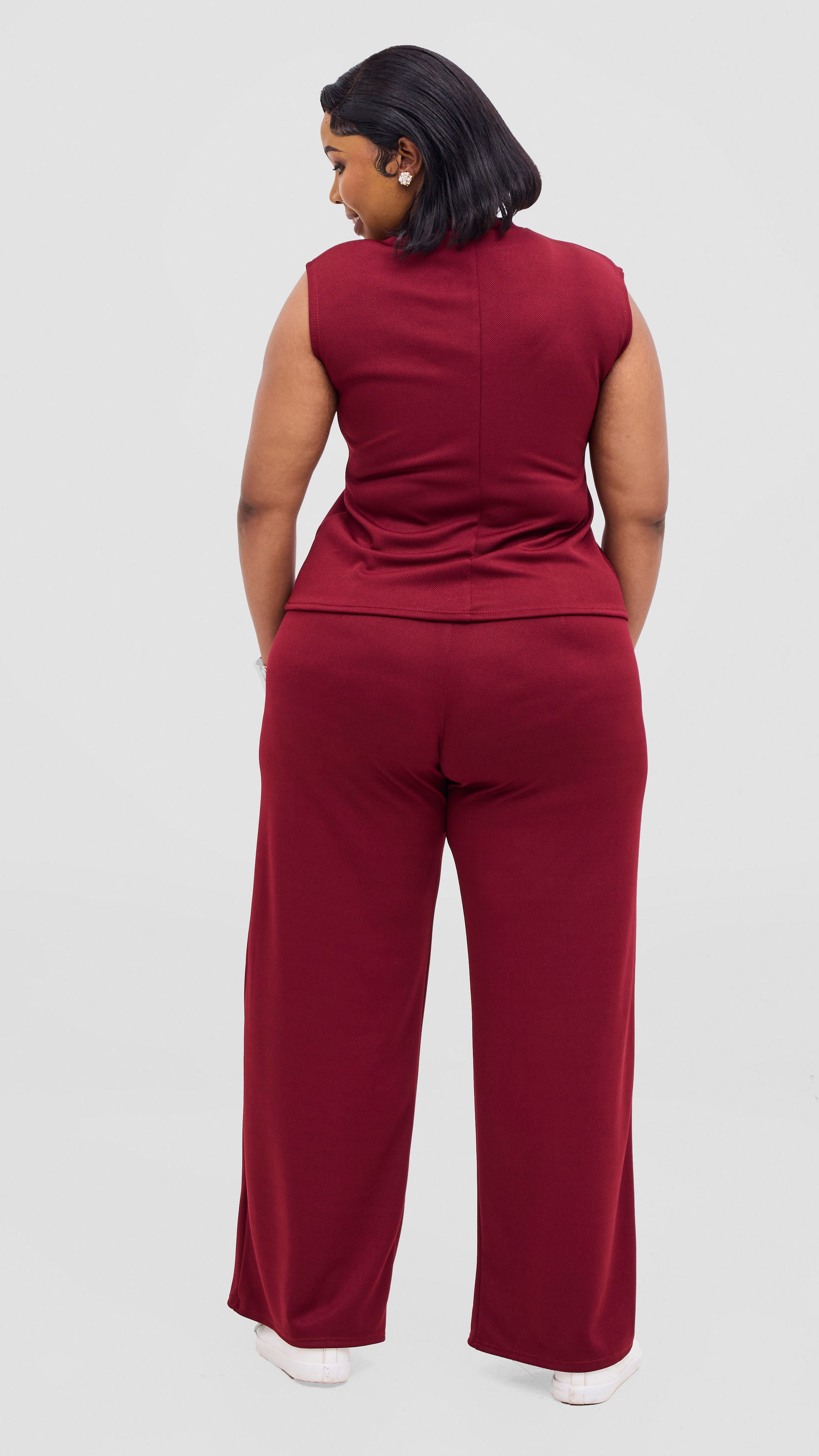 Vivo Selah Mock Neck Top - Maroon