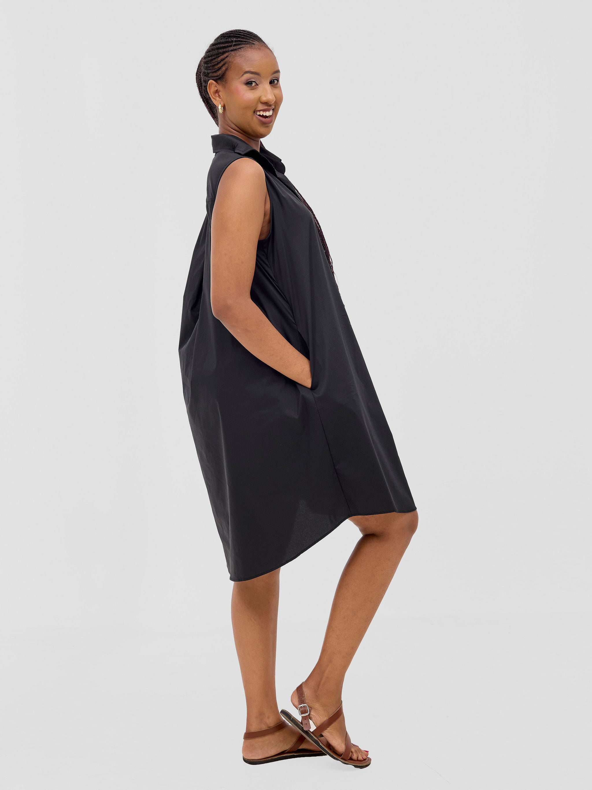 Safari Kaya Sleeveless Tent Shirt Dress - Black