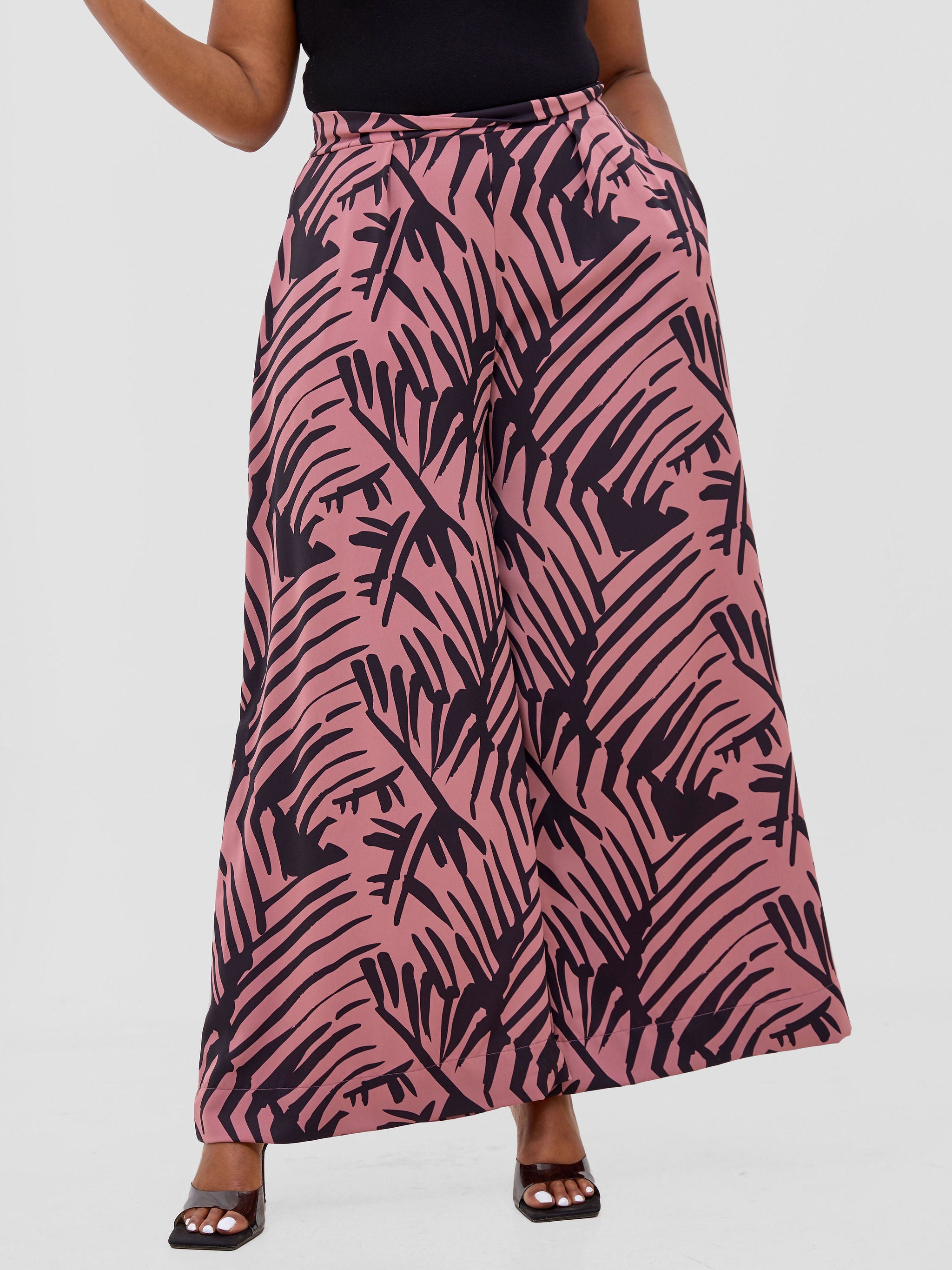 Vivo Ayla Crepe Pants - Light Dust Pink / Black Lala Print