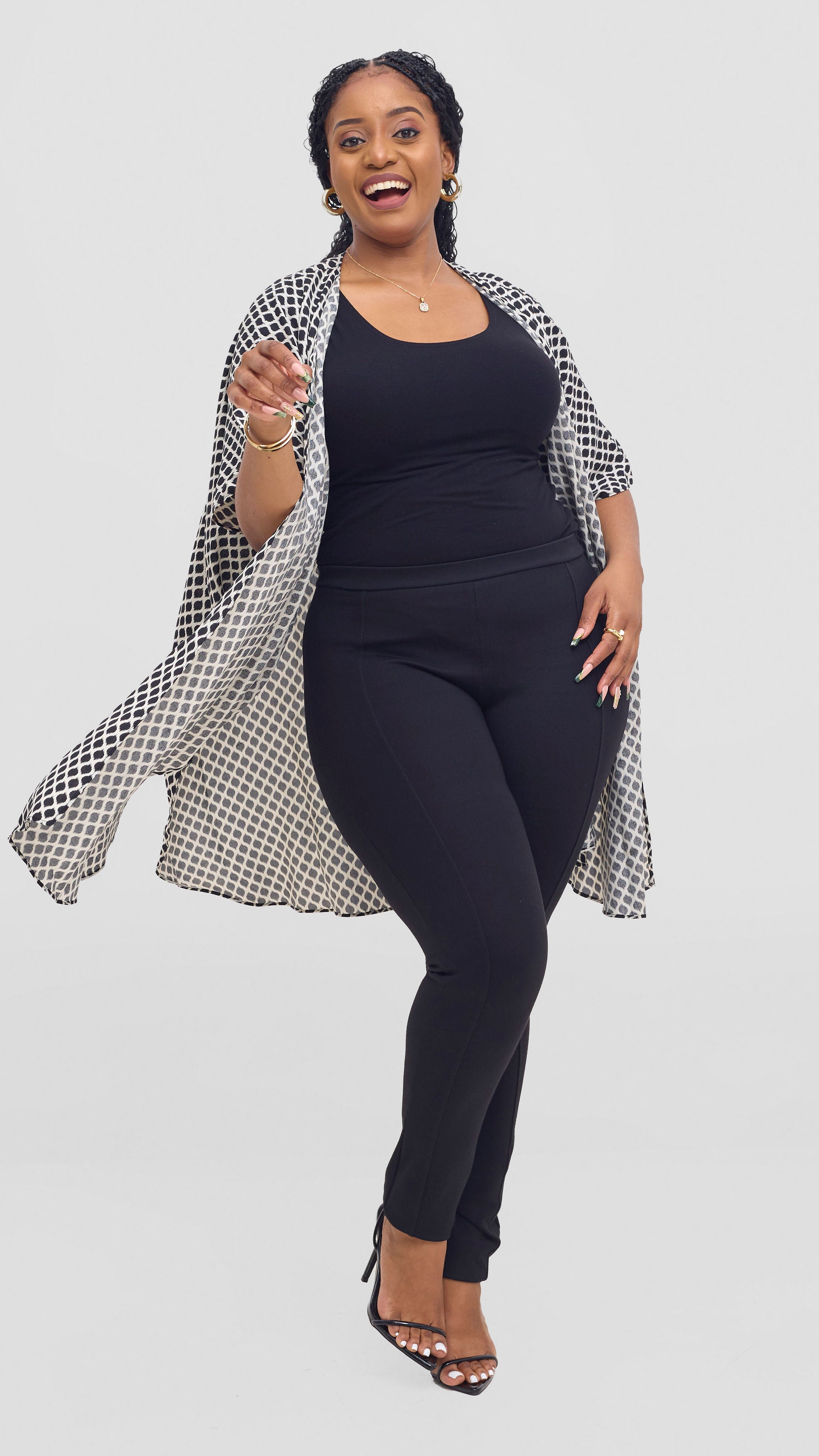 Vivo Samira Wide Kimono - White /  Black  Print