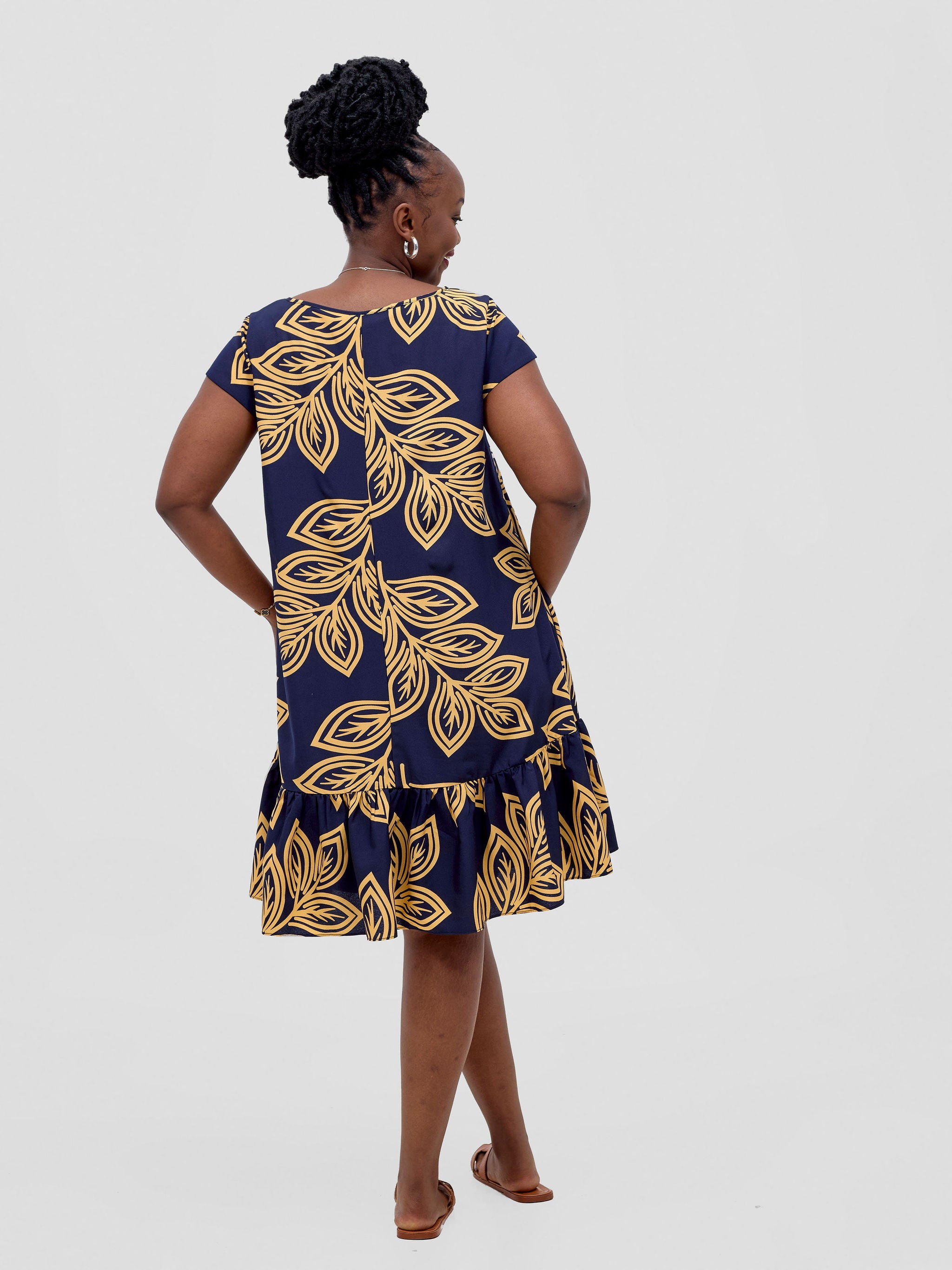 Vivo Dalia Cap Sleeve Gathered Tent Dress - Dark Navy / Yellow Print