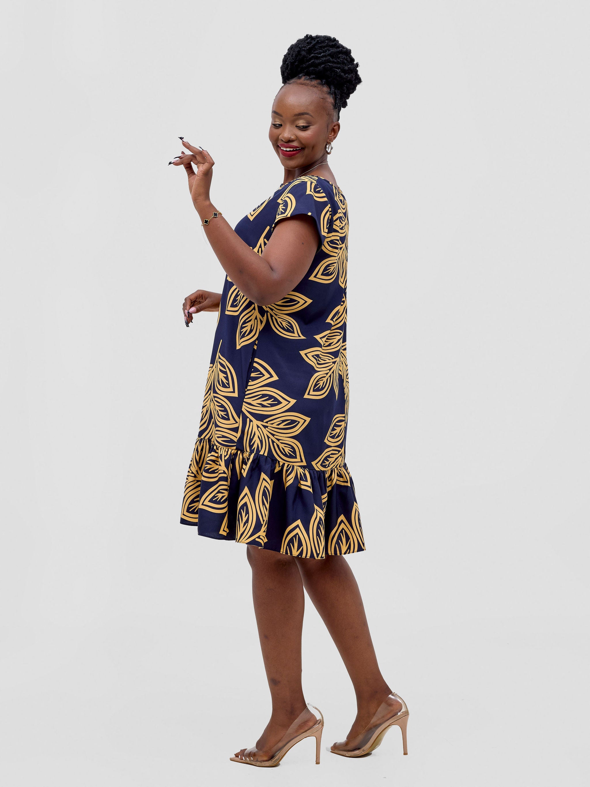 Vivo Dalia Cap Sleeve Gathered Tent Dress - Dark Navy / Yellow Print