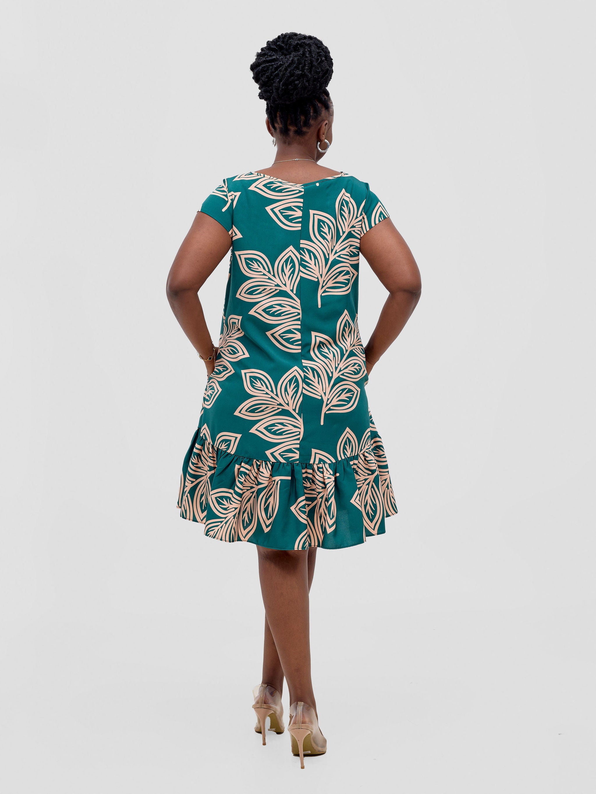 Vivo Dalia Cap Sleeve Gathered Tent Dress - Green / Peach Print