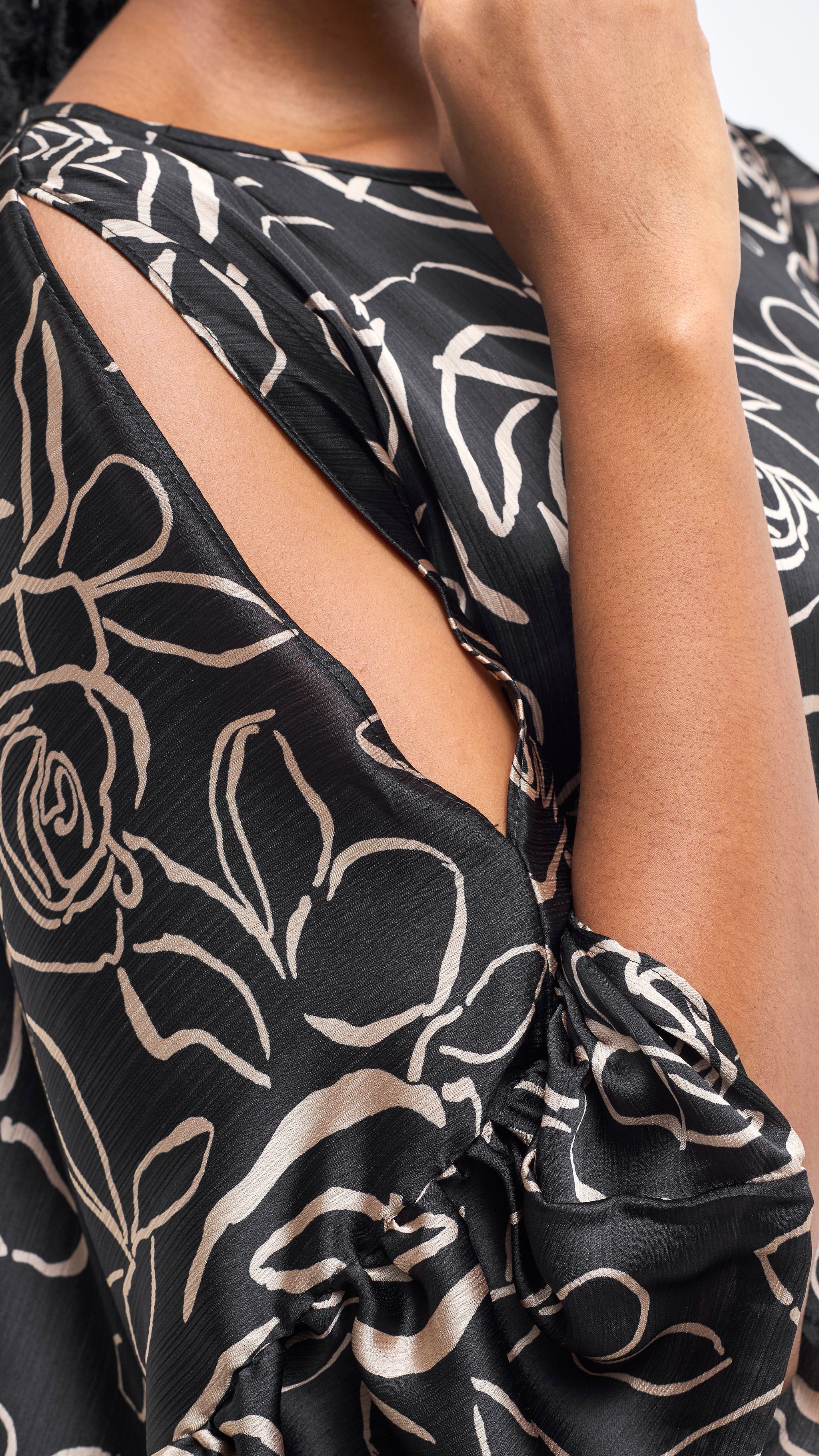 Vivo Chidii Tunic Dress With Frills - Black / Taupe Print