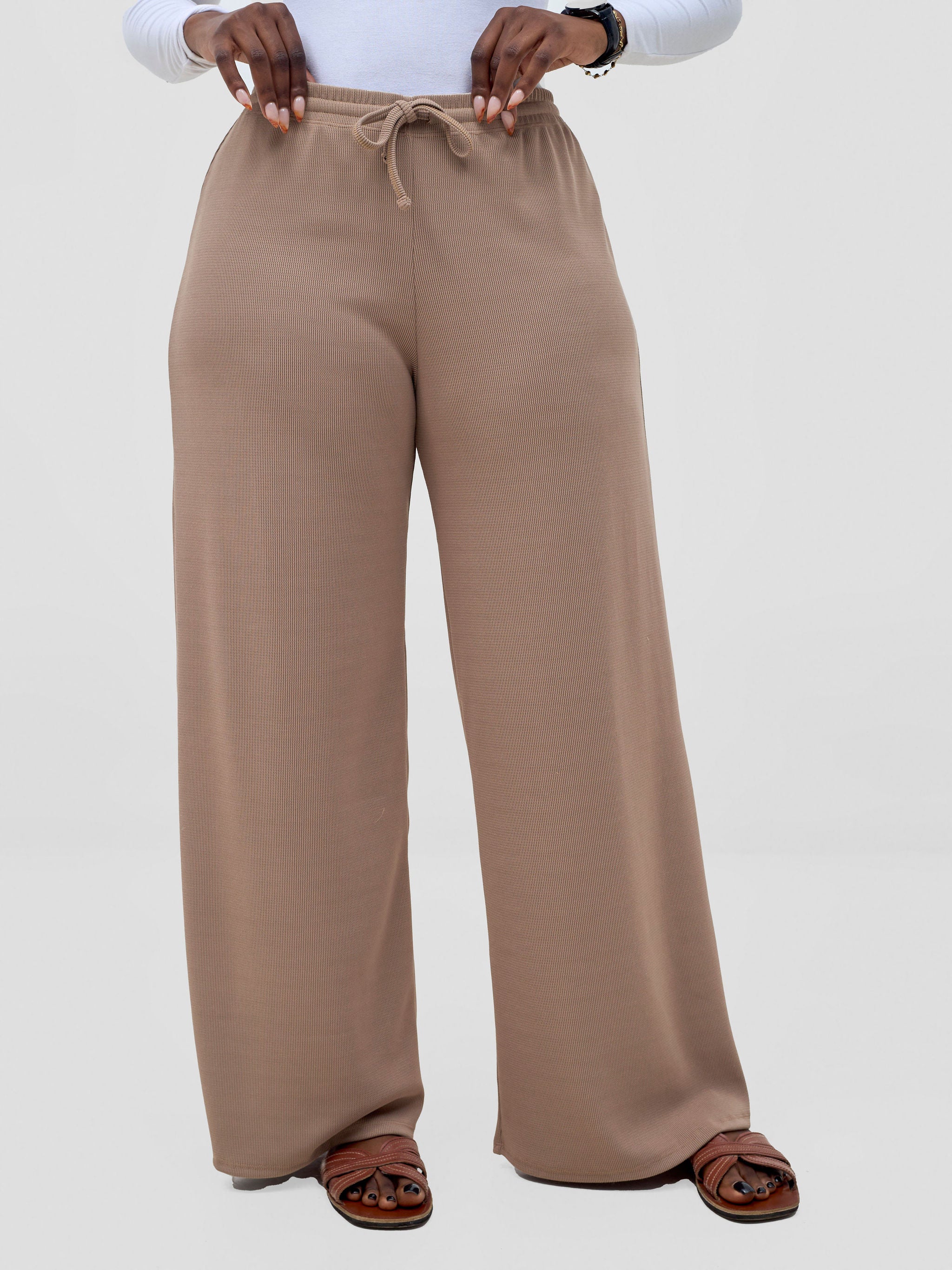 Vivo Safa Straight Leg Pants - Taupe