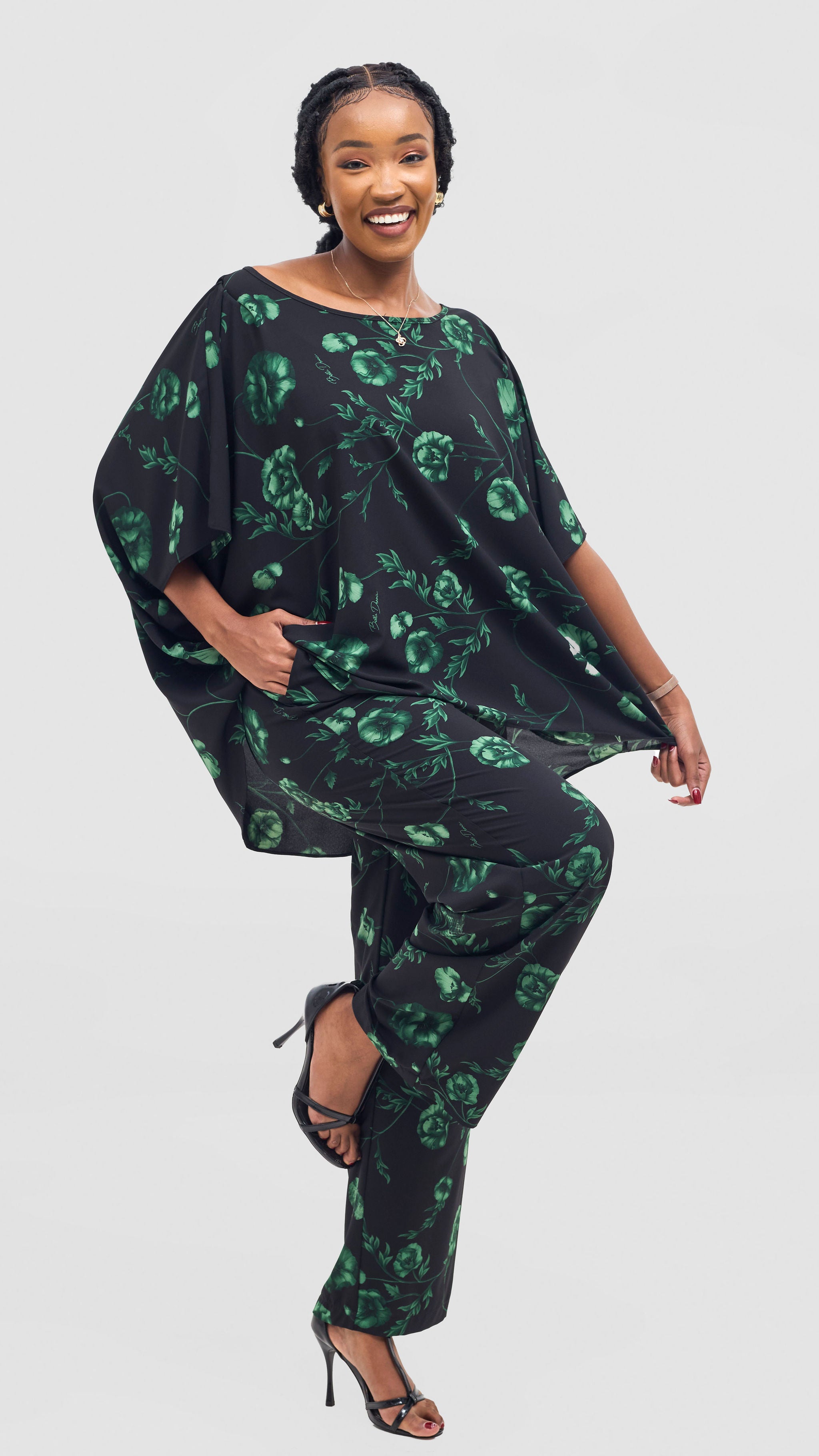 Vivo Mira Straight Leg Pants - Green / Black Print