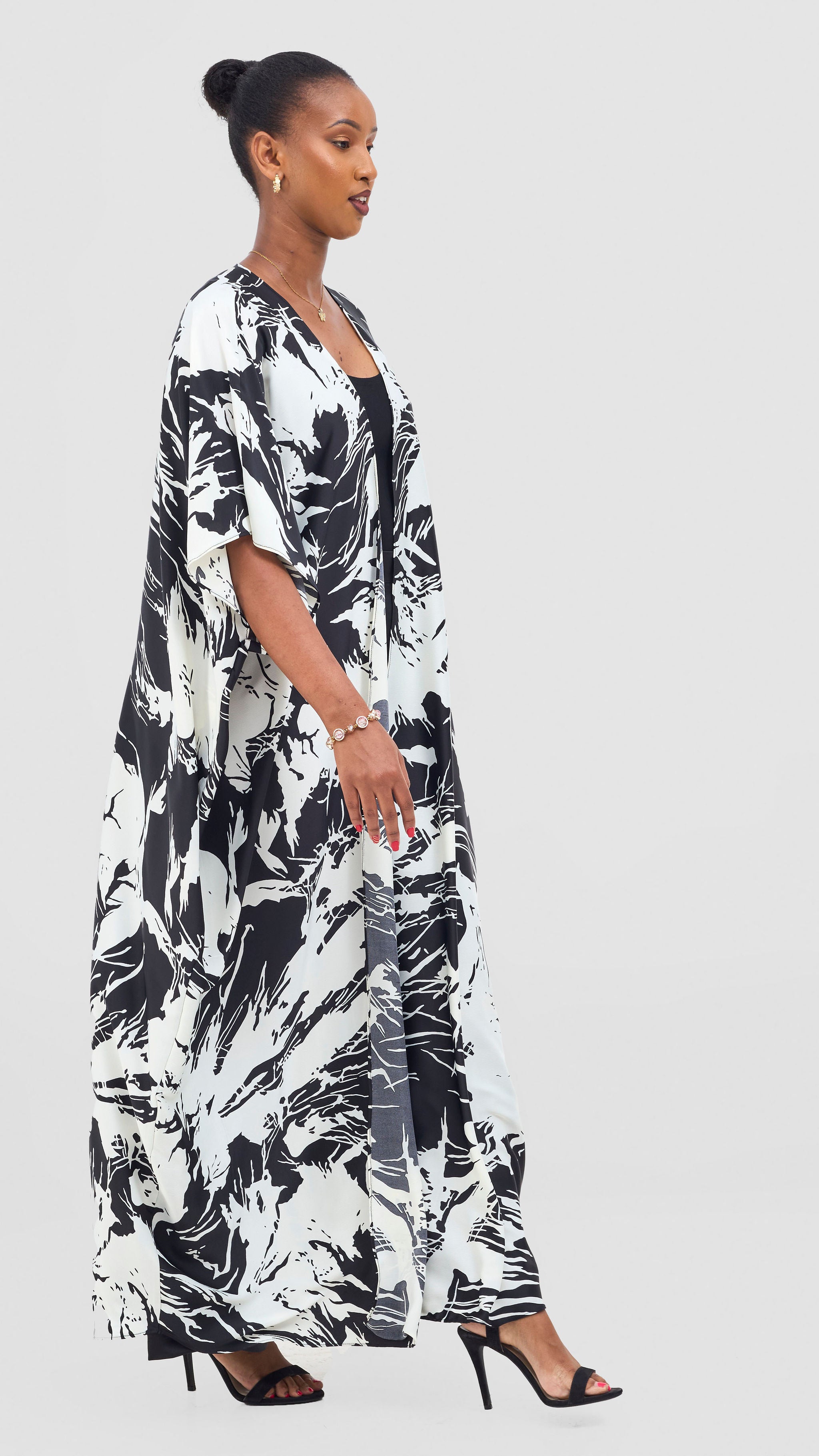 Vivo Keza Wide Satin Kimono -  Off-White / Black Print