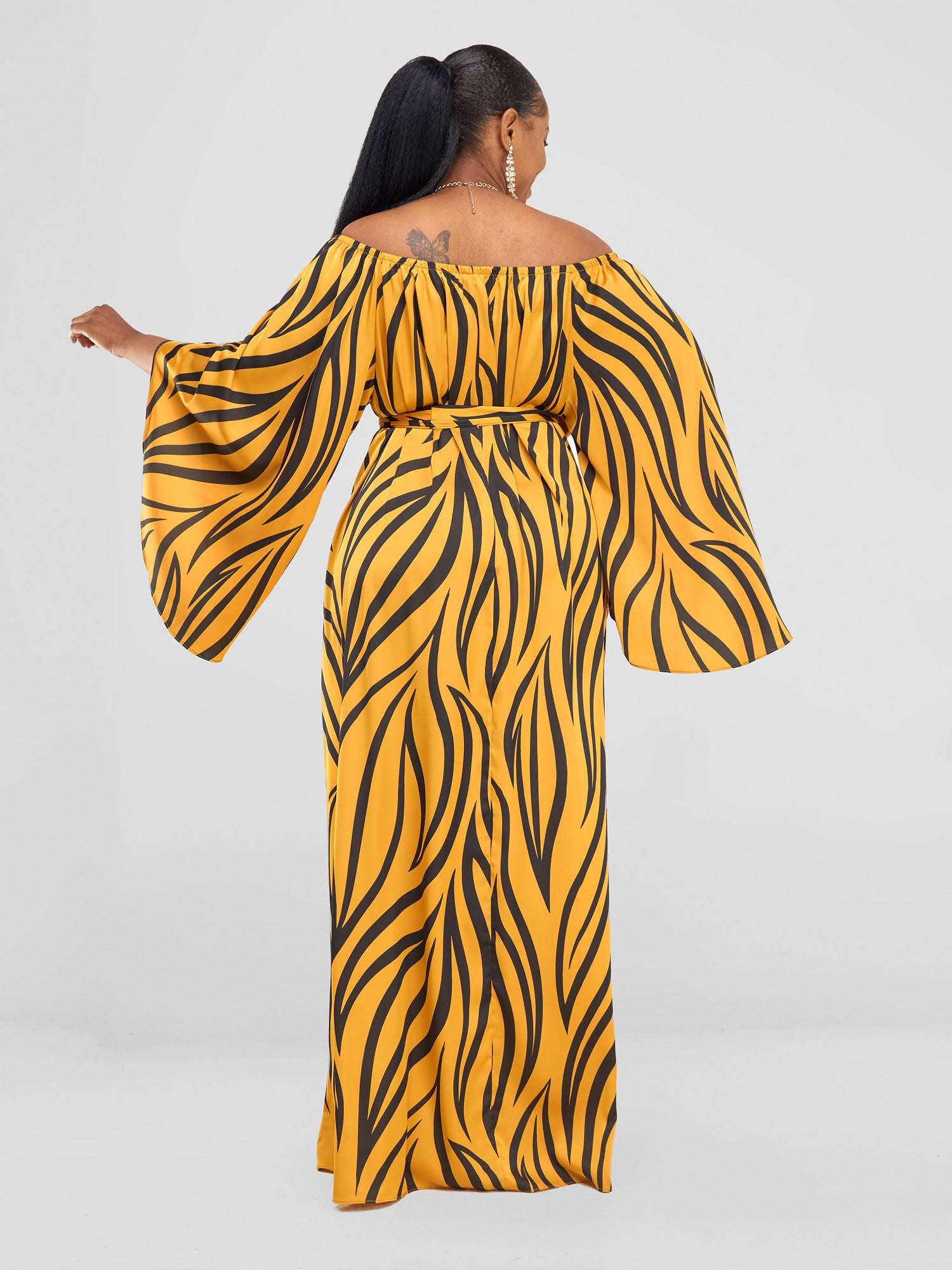 Vivo Chidii Off Shoulder Maxi Dress - Mustard / Black Ameli Print