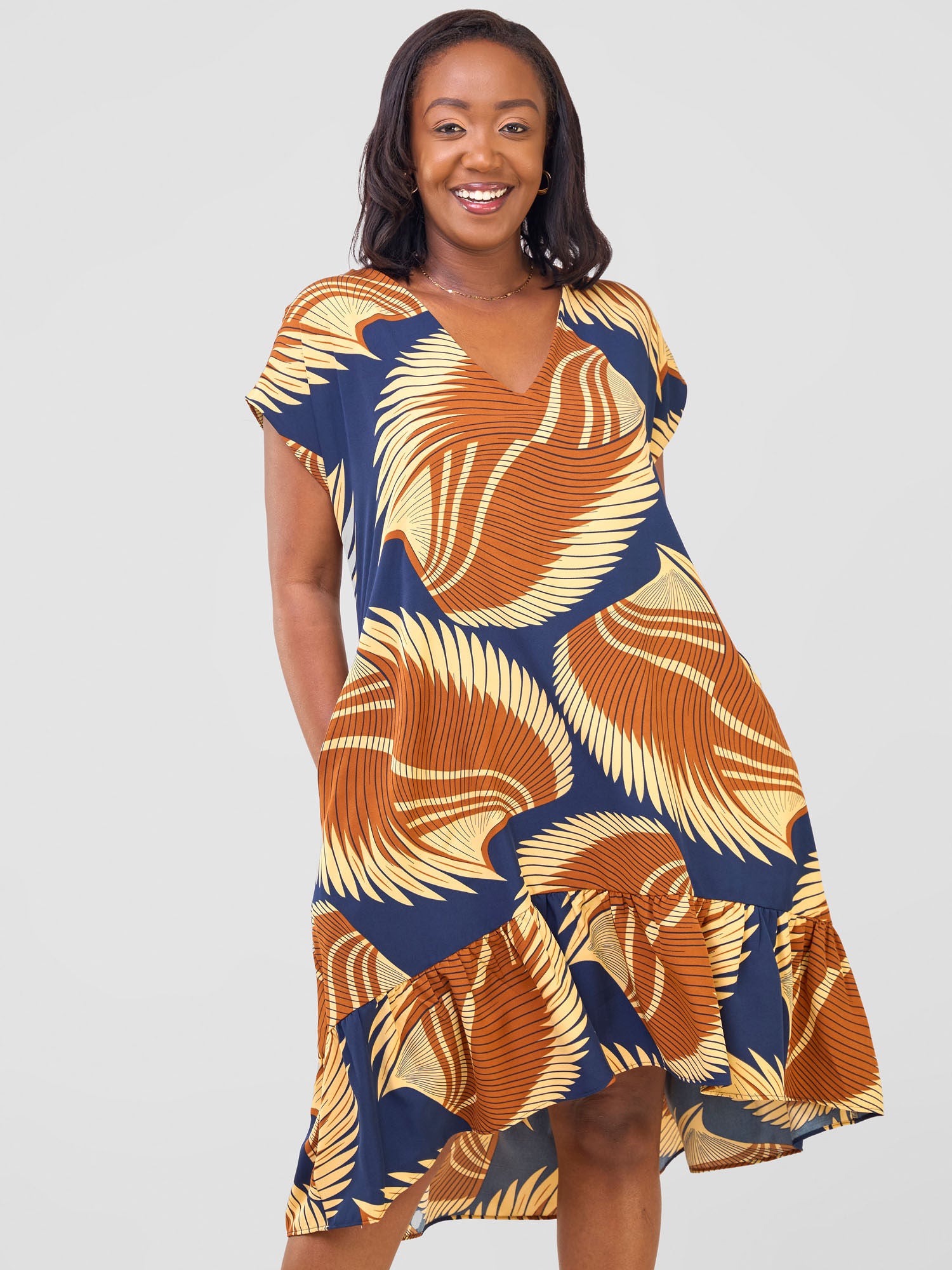 Vivo Asha Drop Shoulder Knee Length Dress - Black Aku Print