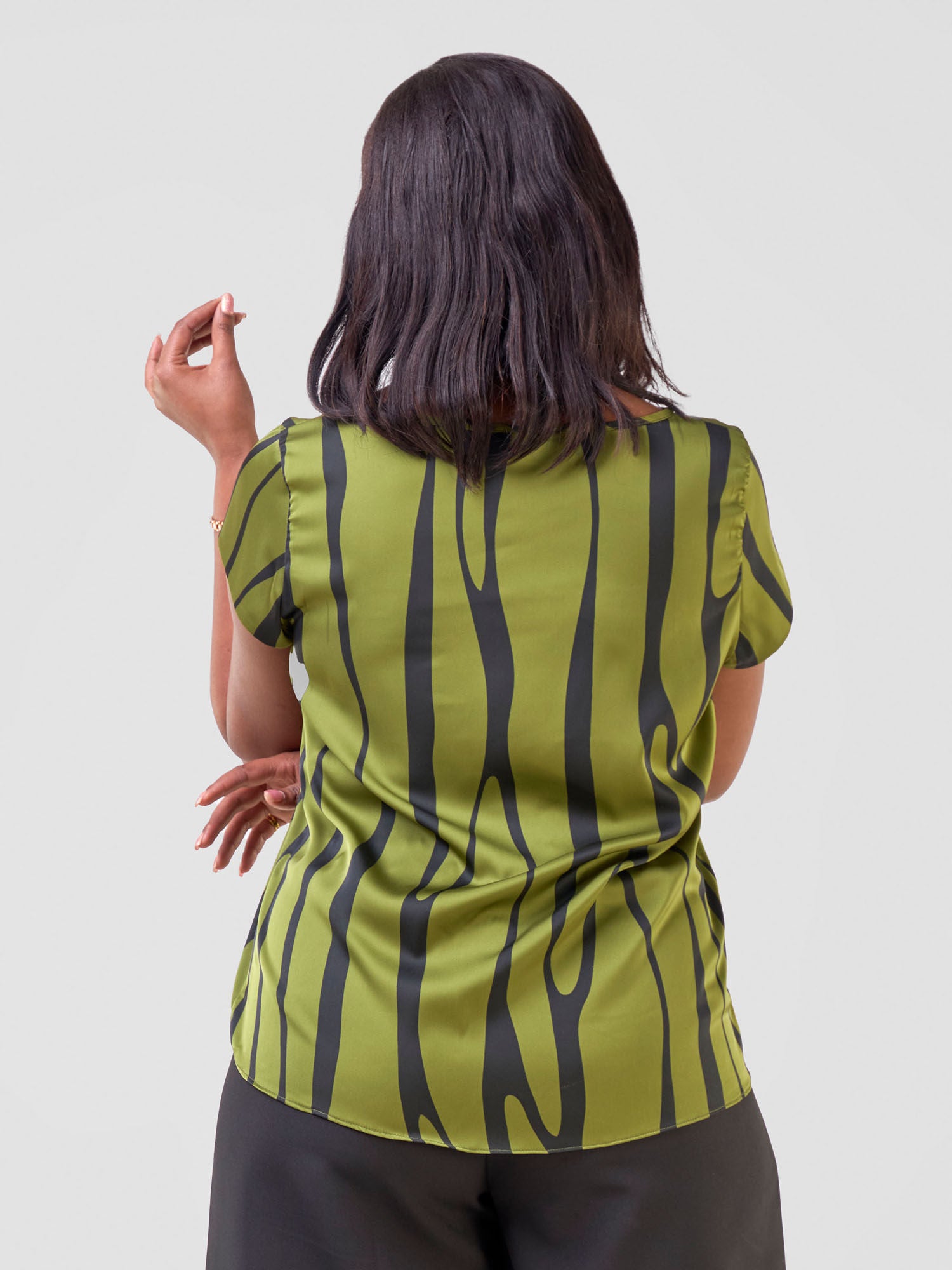 Vivo Basic Satin Cap Sleeve Top - Hunters/ Black Sidi Print