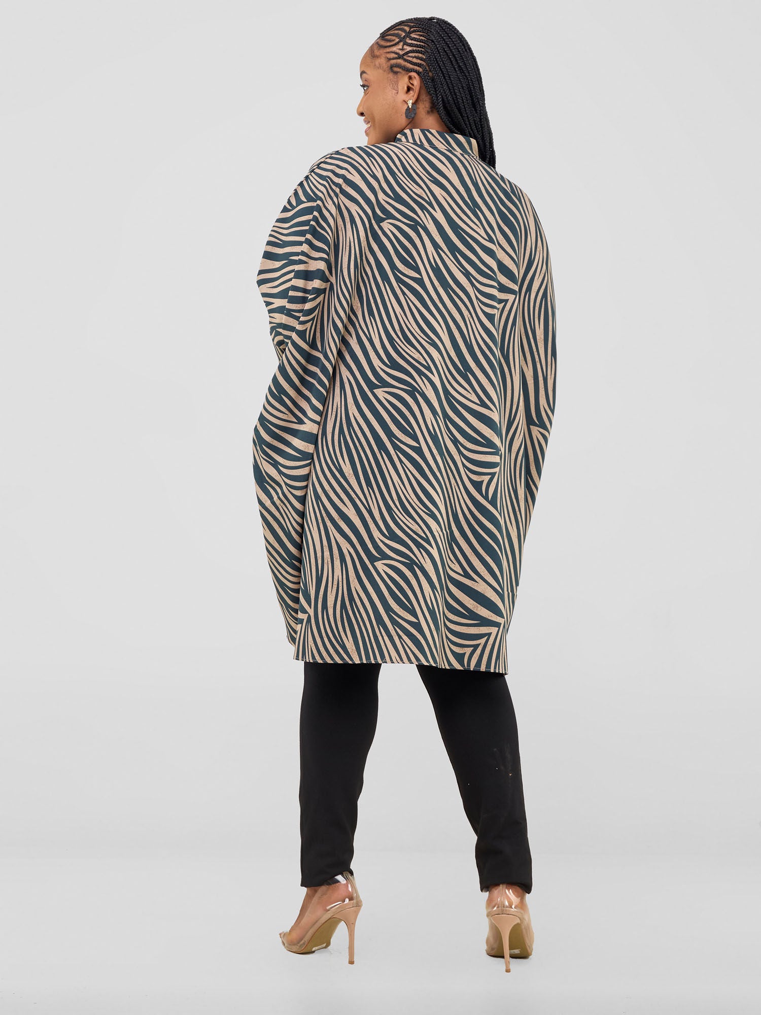 Vivo Mistari 3/4 Sleeve  V - Neck Collared Tunic Top - Taupe / Navy Stripped Print