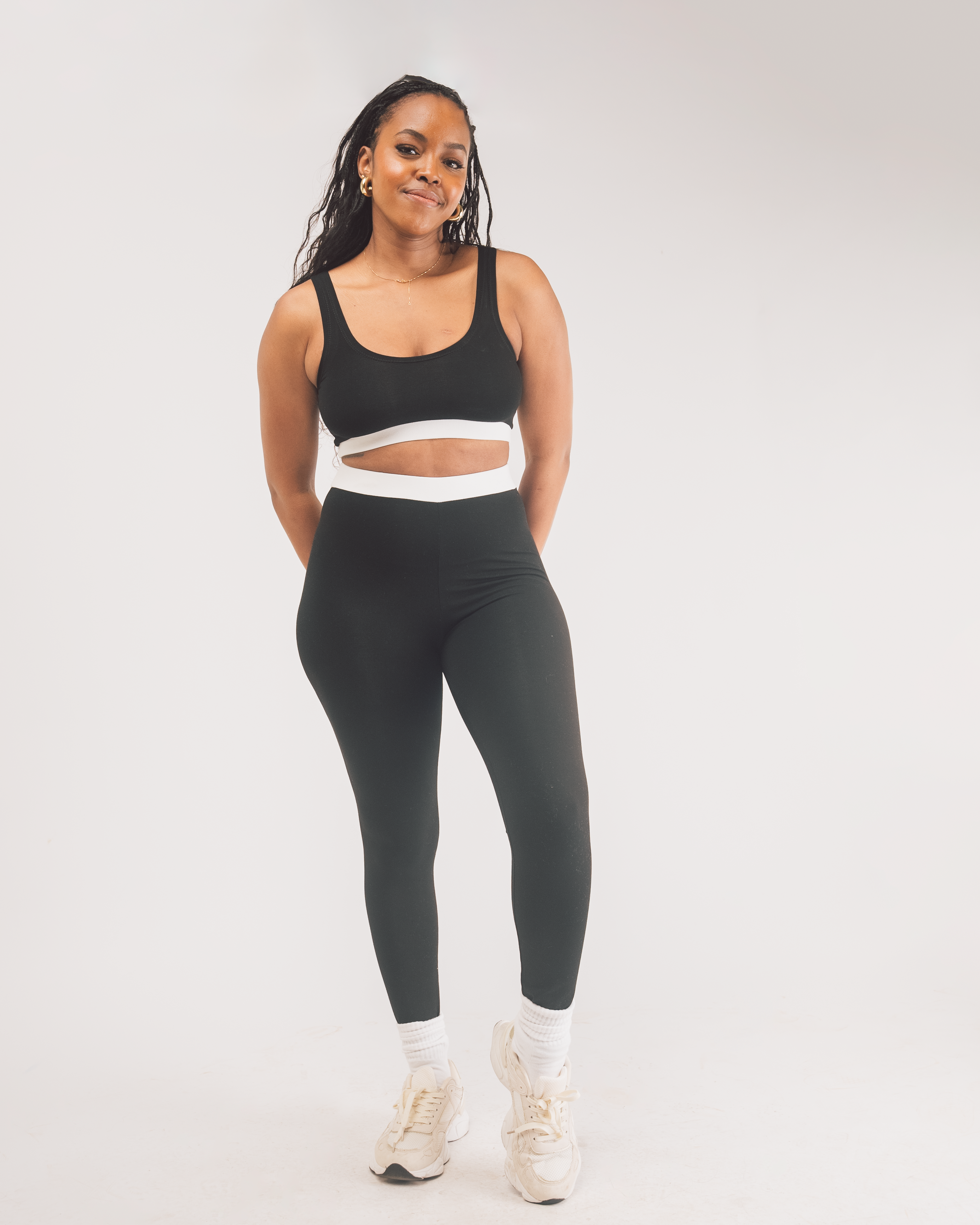 Vivo X This Is Essential Scooped Neck Bralette - Black / White
