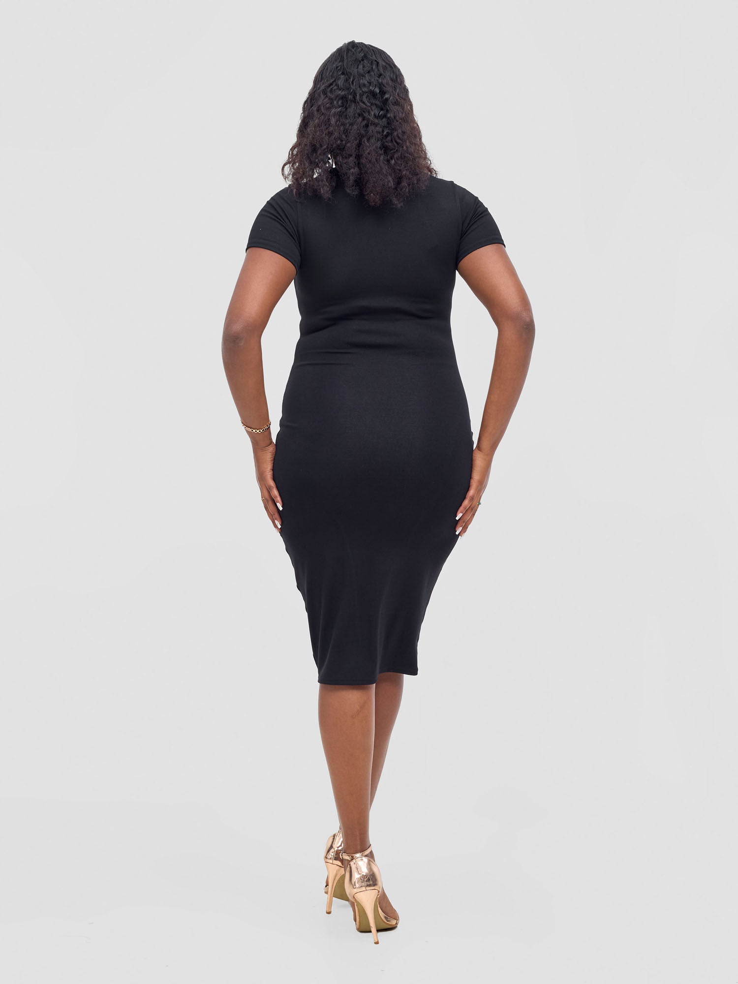 Vivo Leila Short Sleeve Bodycon - Black