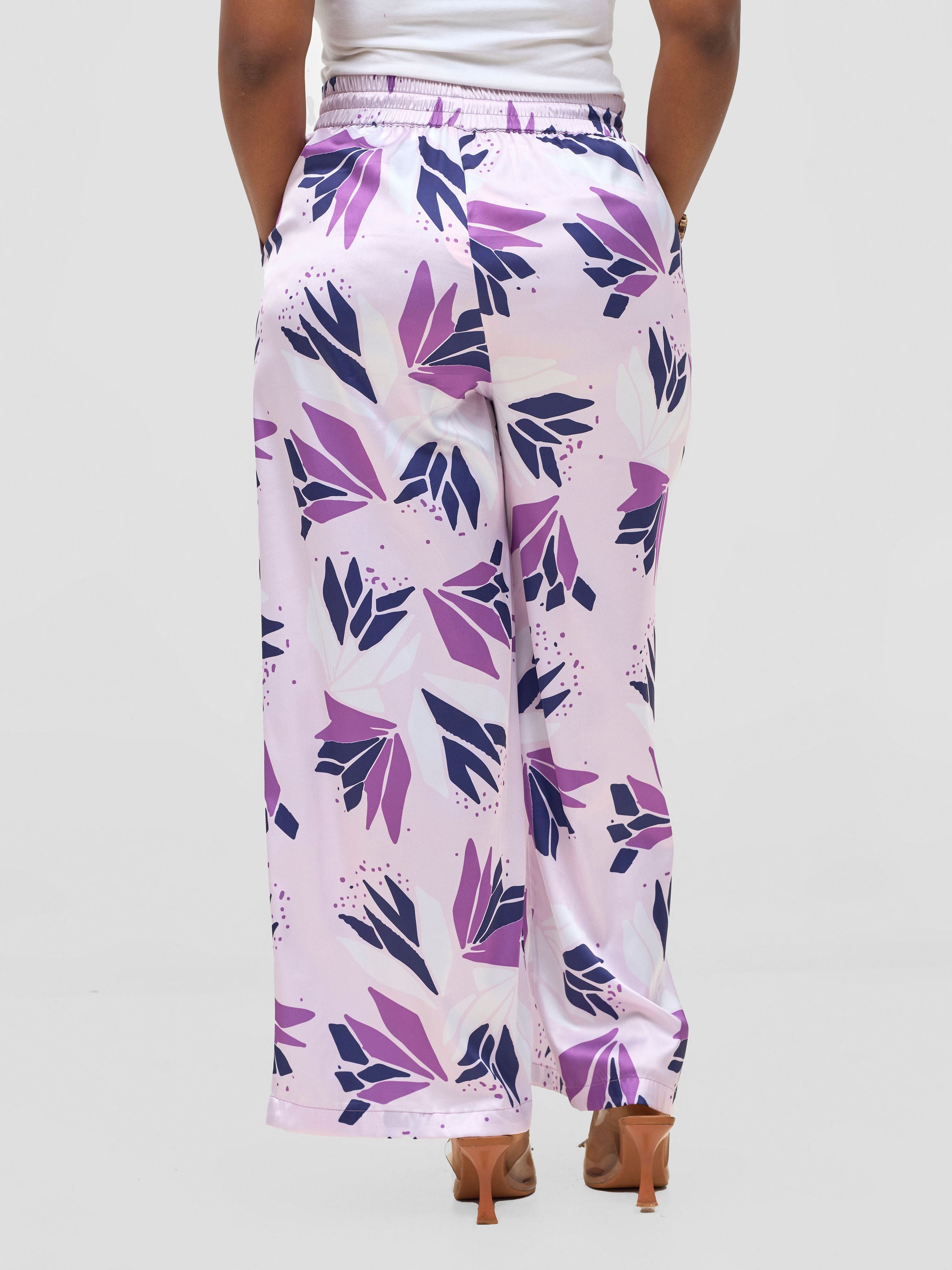 Vivo Ayah Satin Pants - Lilac / Navy Tullu Print