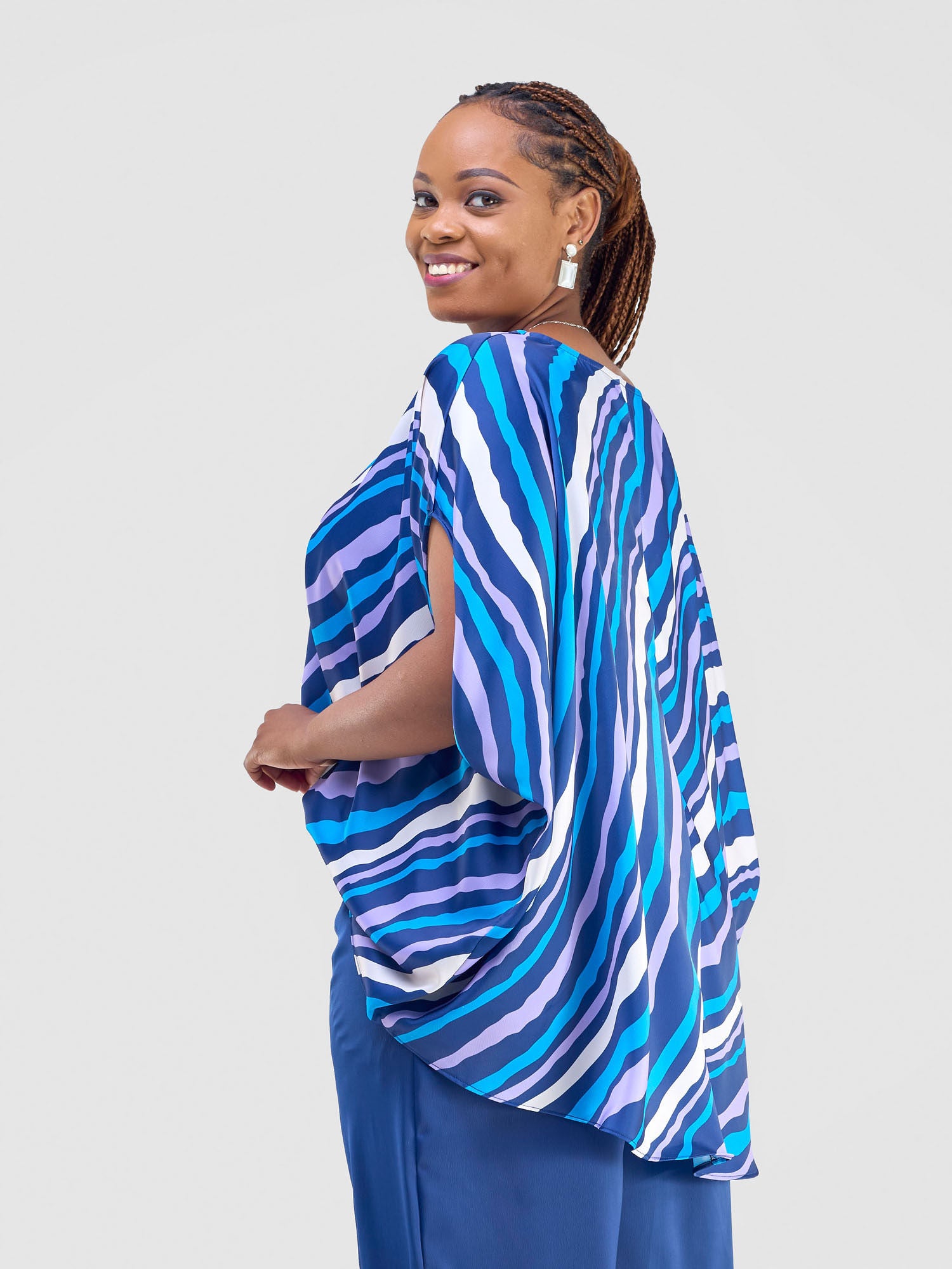 Vivo Amai Hi-Low Top - Navy / Blue  Izza Print