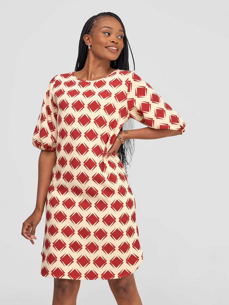 Vivo Sia 3/4 Bishop Sleeve Shift Dress (Petite) - Beige / Rust Gola Print - Shopzetu