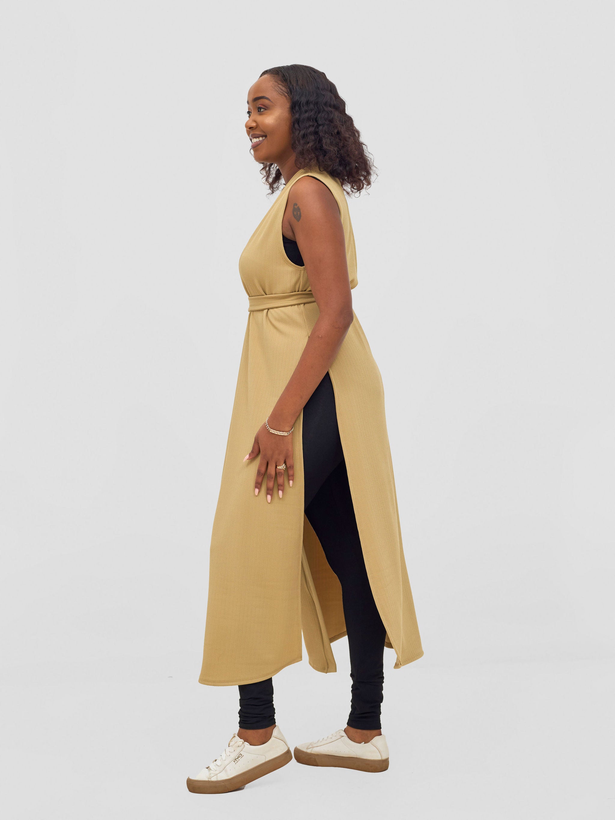Vivo Chela Sleeveless Waterfall - Light Taupe