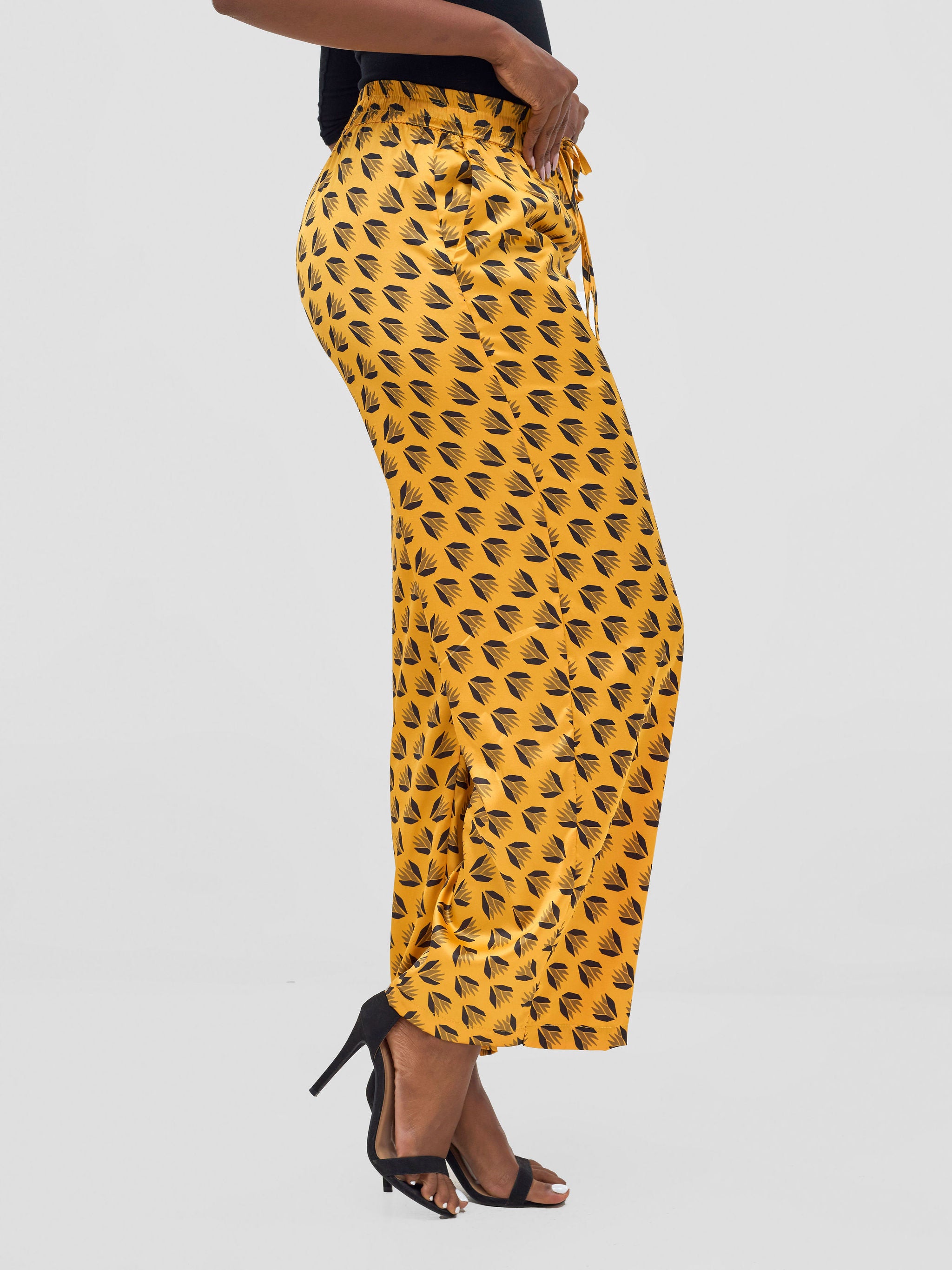 Vivo Ayah Satin Pants - Mustard / Black Ullu Print