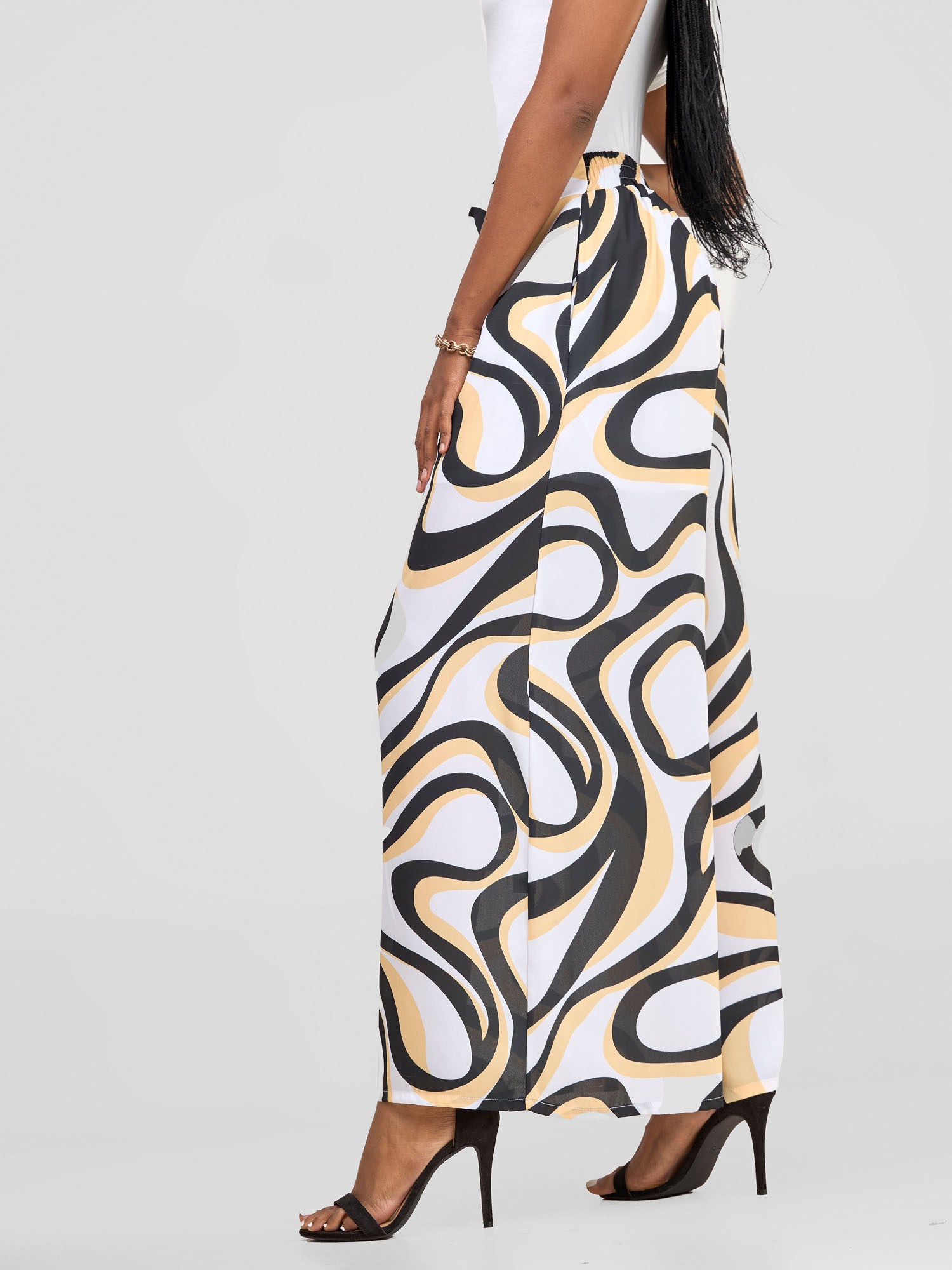 Vivo X Essence Asha Wide Leg Pants With Short Lining - White / Mustard Manda Print