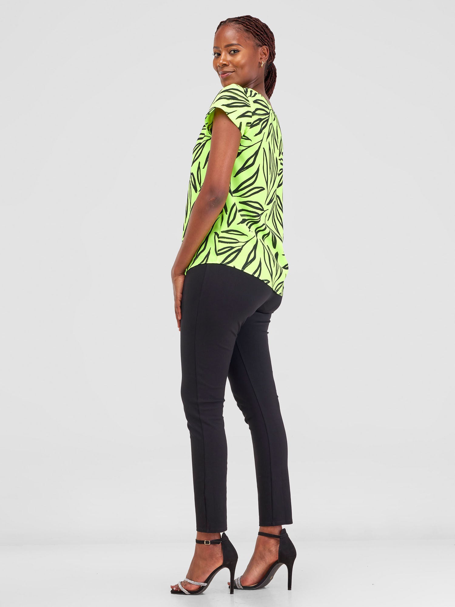 Vivo Basic Crepe Cap Sleeved Top - Lime Kasai Print