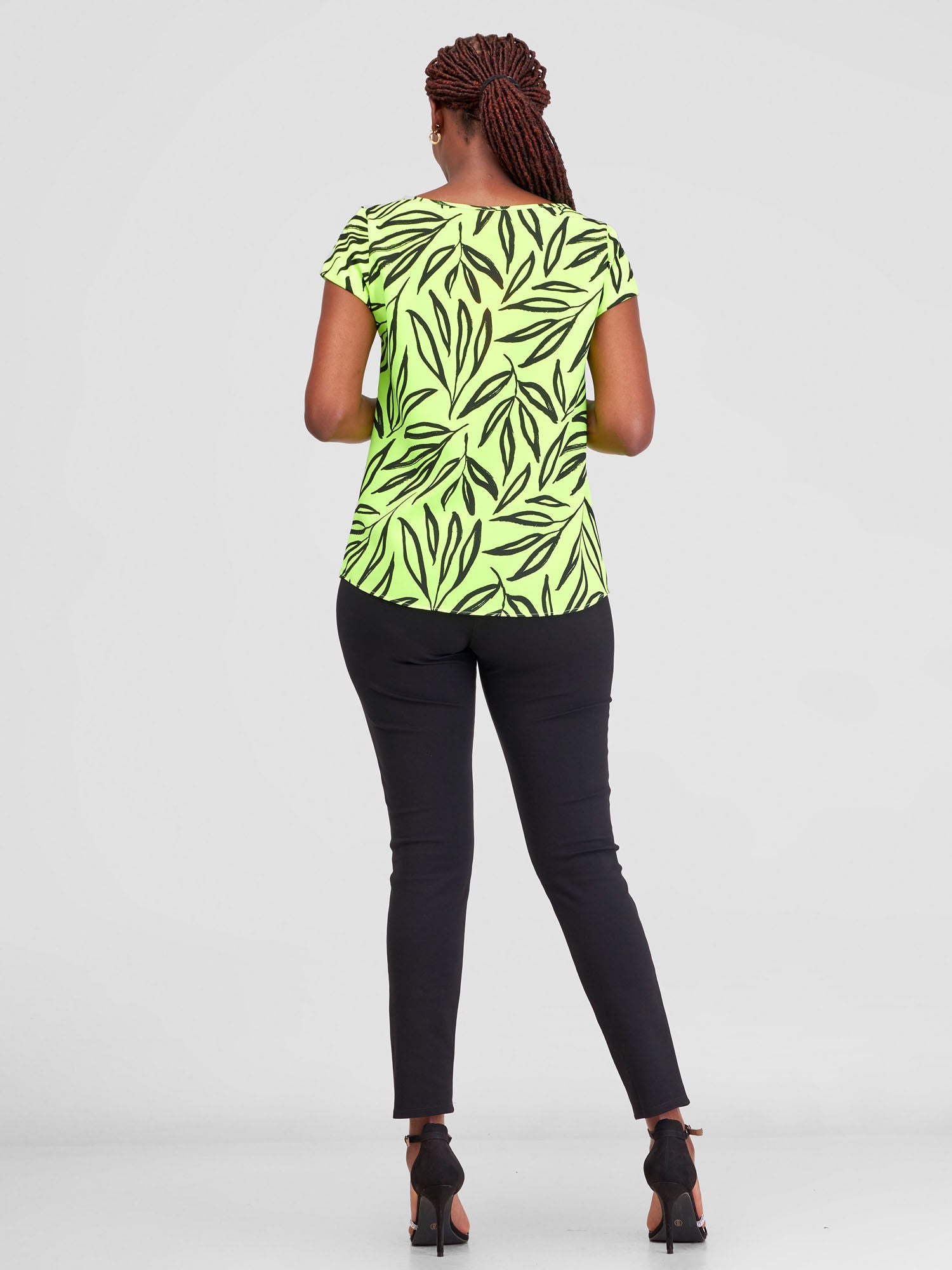 Vivo Basic Crepe Cap Sleeved Top - Lime Kasai Print