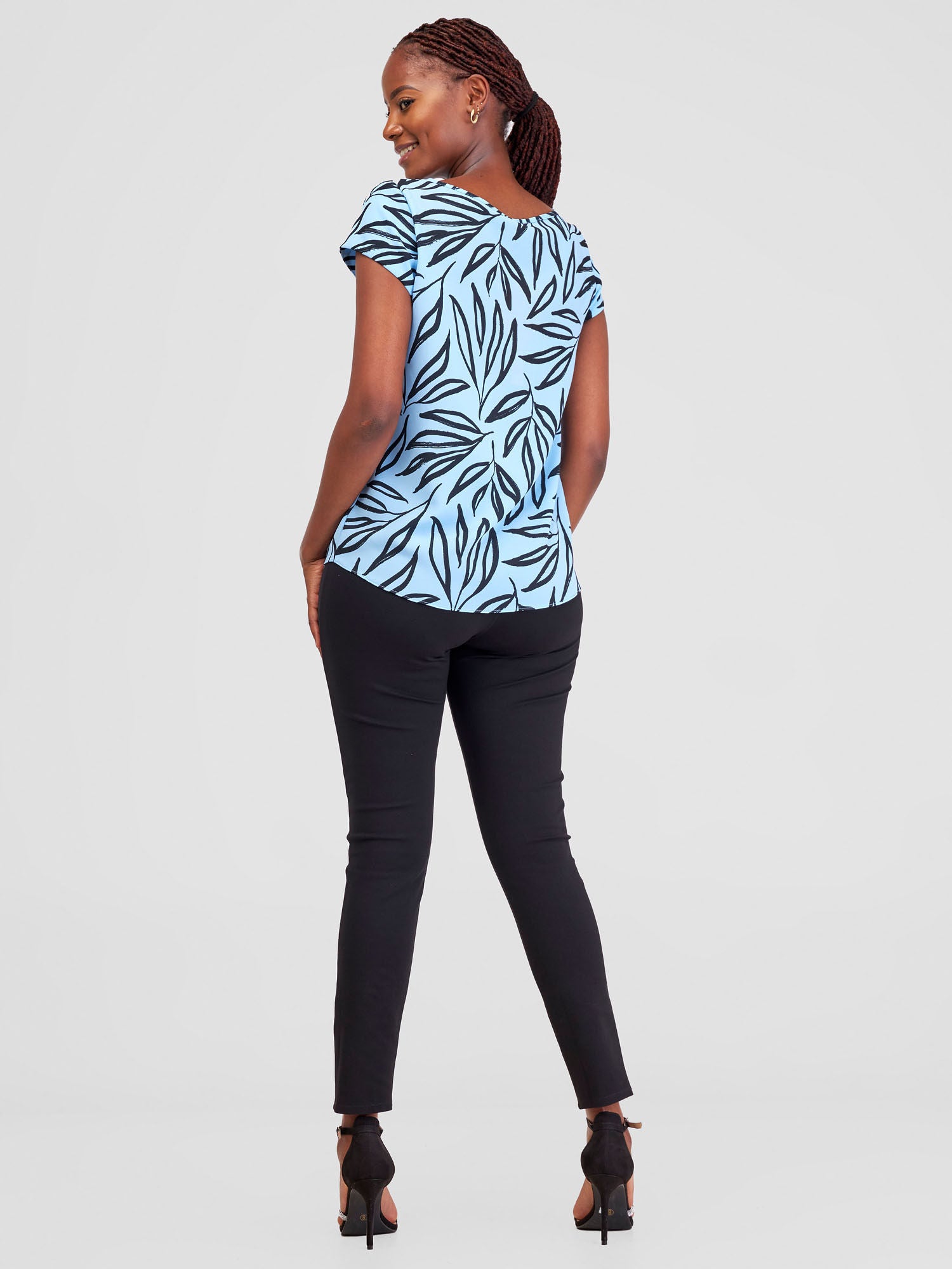 Vivo Basic Crepe Cap Sleeved Top - Light Blue Kasai Print