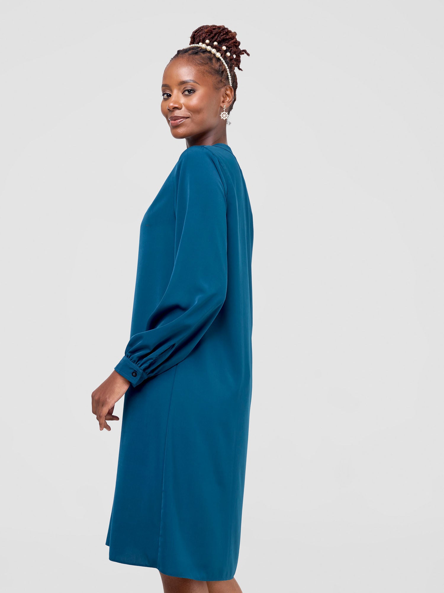 Vivo Zena Long Sleeve Mandarin Collar Shift Dress - Ocean Depths