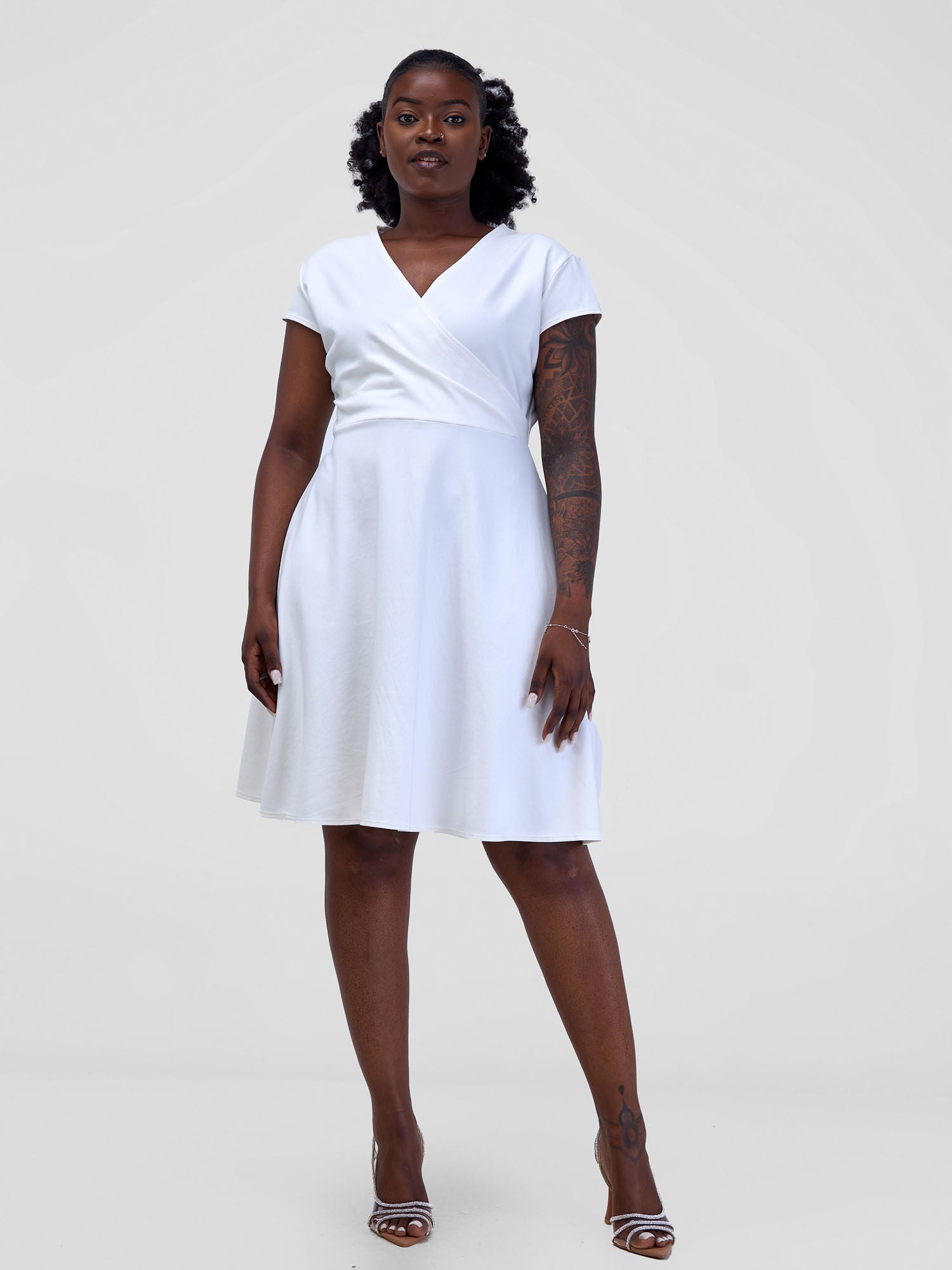 Vivo Zanzi Wrap Circular Dress - White